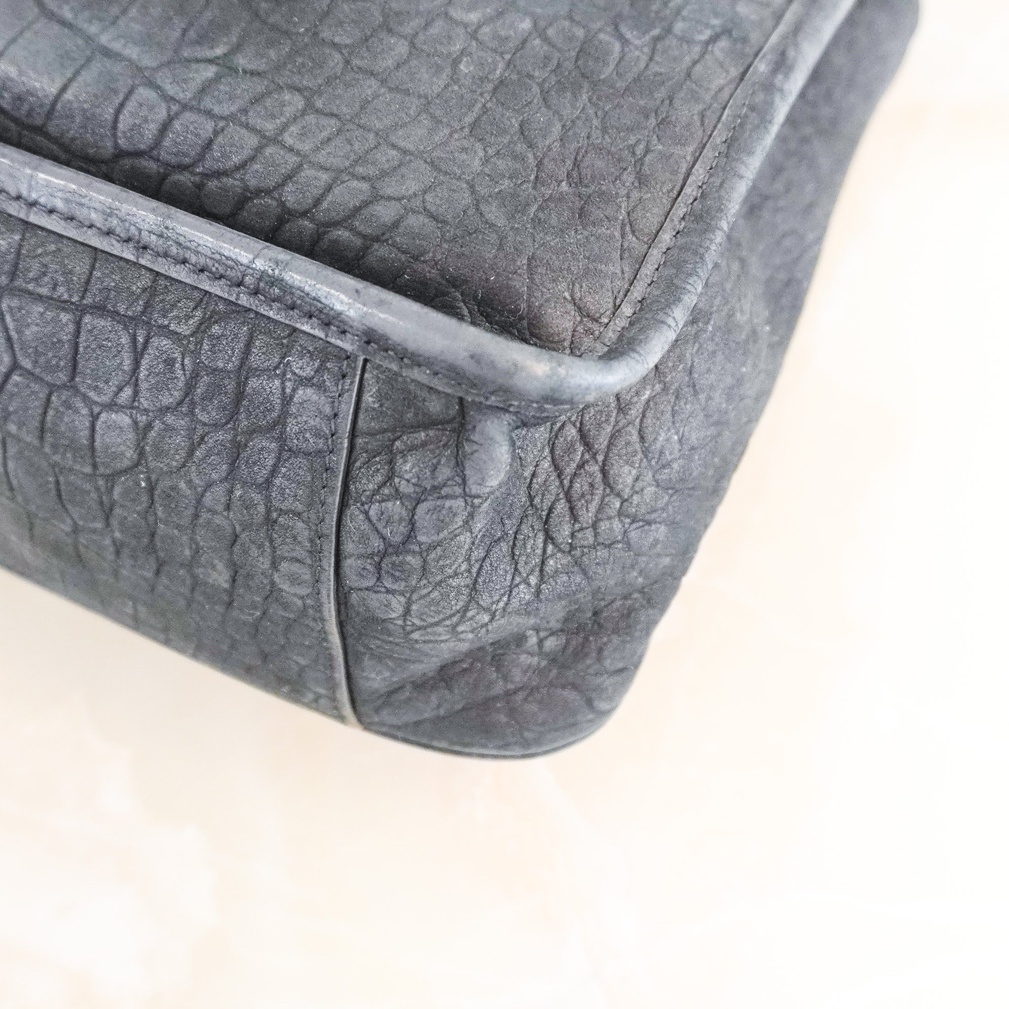 Saint Laurent Niki Shoulder Bag in Black Croc (RRP £1,635) | Authentic Preloved