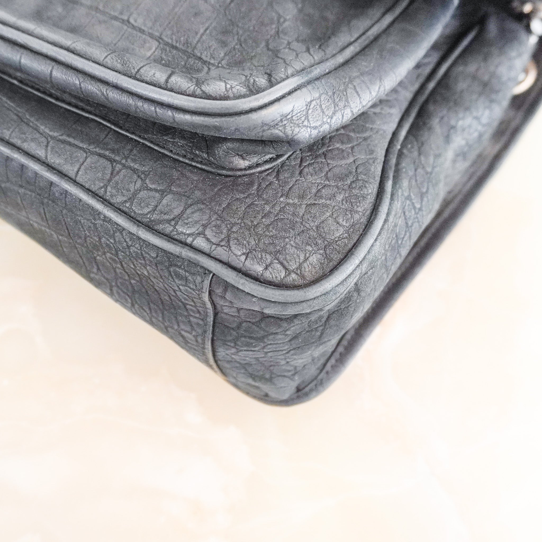 Saint Laurent Niki Shoulder Bag in Black Croc (RRP £1,635) | Authentic Preloved