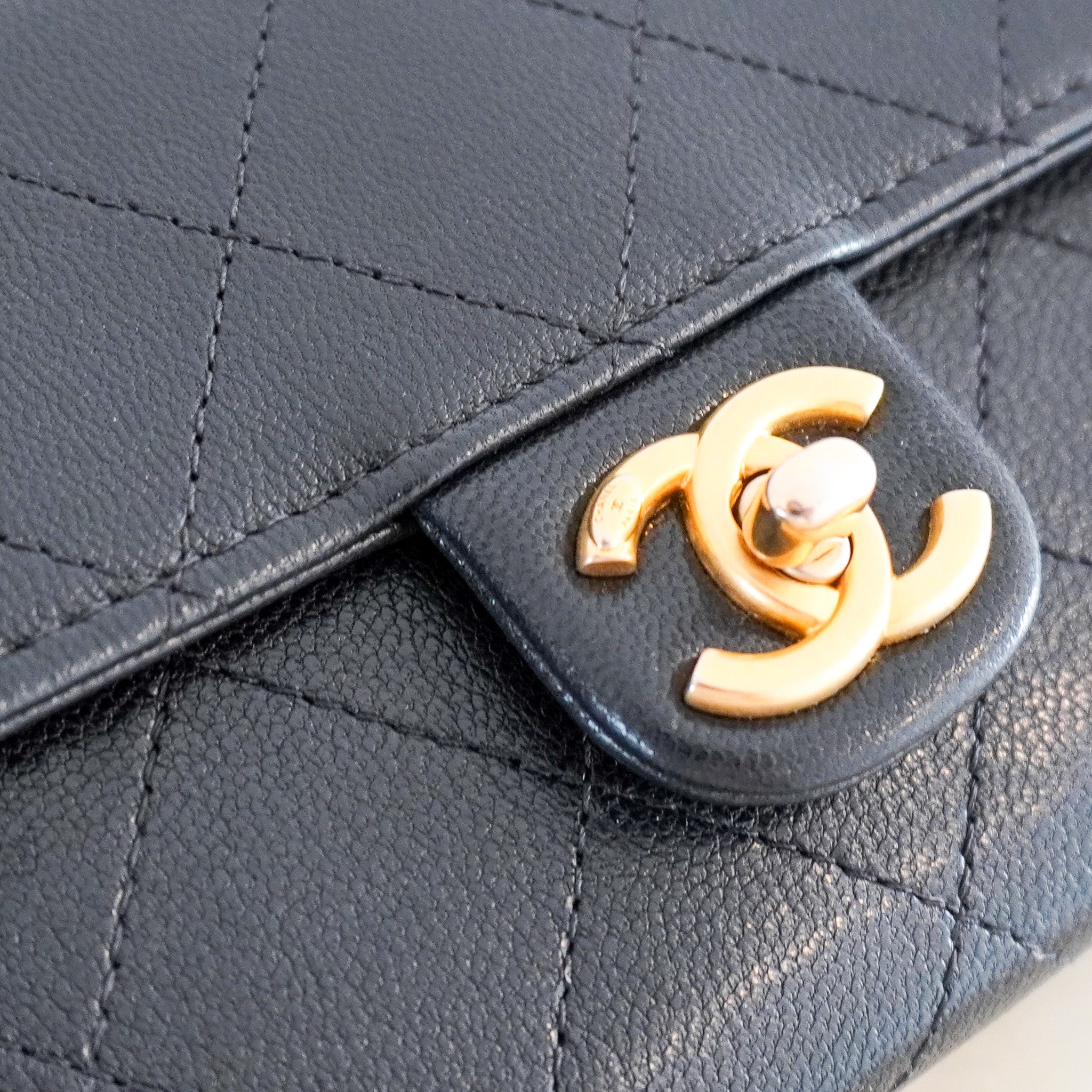 Chanel Chic Pearl Wallet on Chain with Black Lambskin Leather | Authentic Preloved