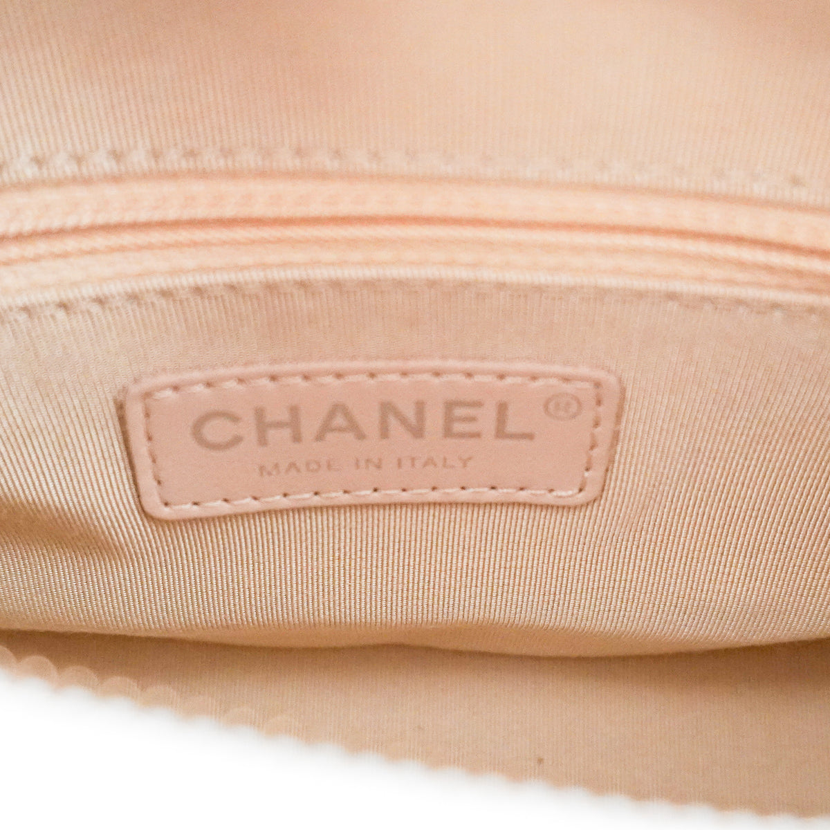 Chanel Small Gabrielle Hobo Bag in Rattan and Calfskin | Authentic Preloved