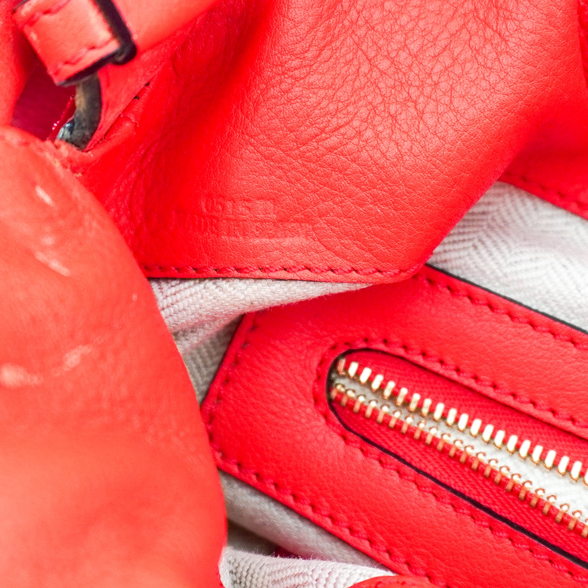 LOEWE Flamenco Knot Tote Bag in Primary Red (RRP £2900) | Authentic Preloved