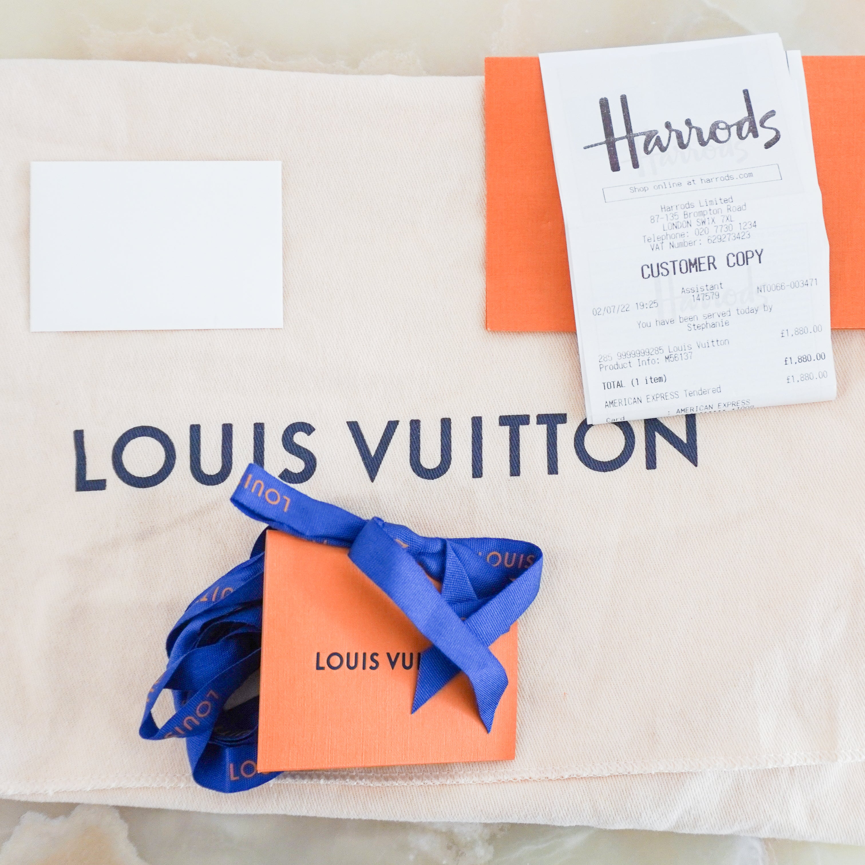 NEW Louis Vuitton Lockme Chain Bag in Greige Grained Calfskin Leather (RRP £1880) | Authentic Preloved