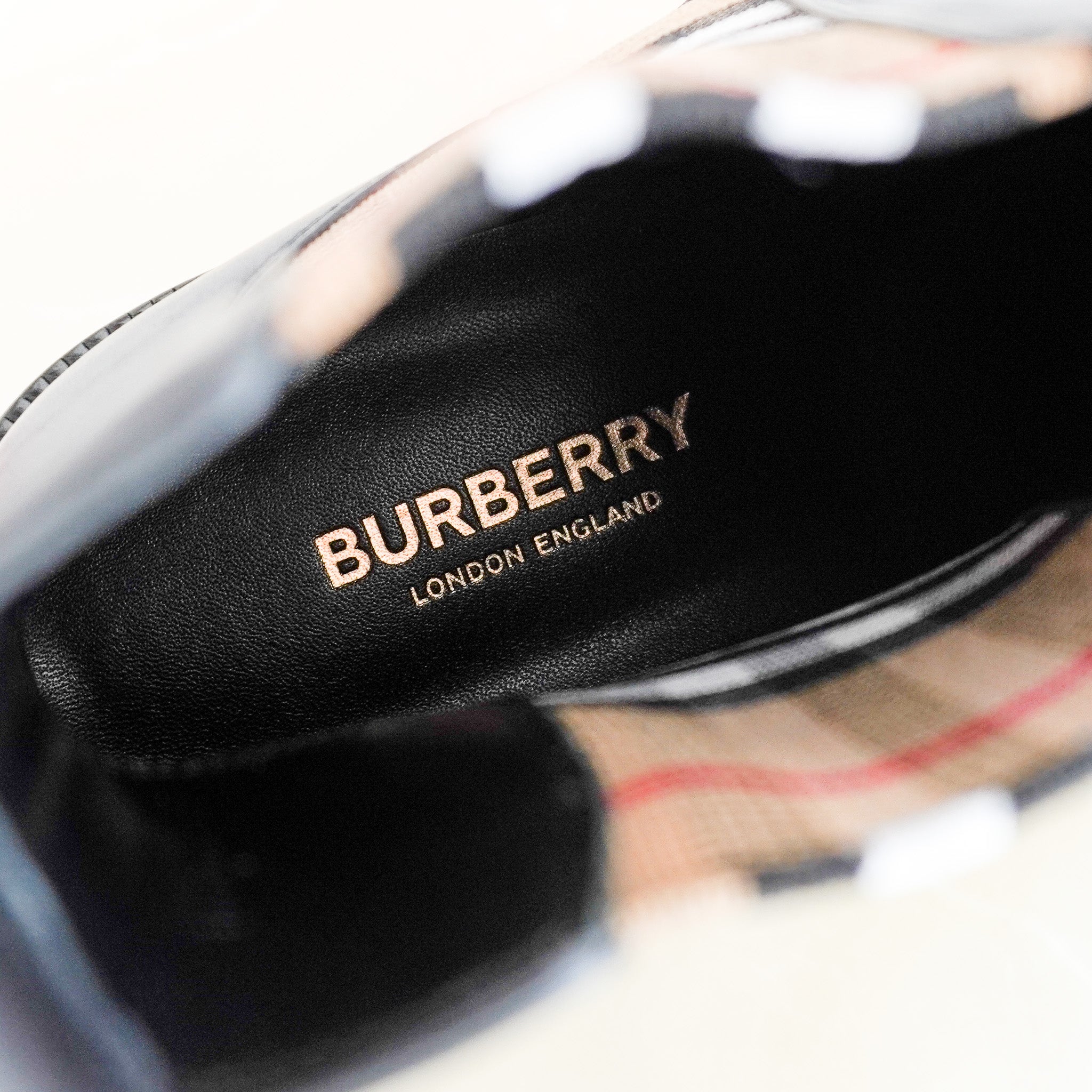 Burberry Check Chelsea Boots in Black Leather (RRP £725) | Authentic Preloved - Reloved Again