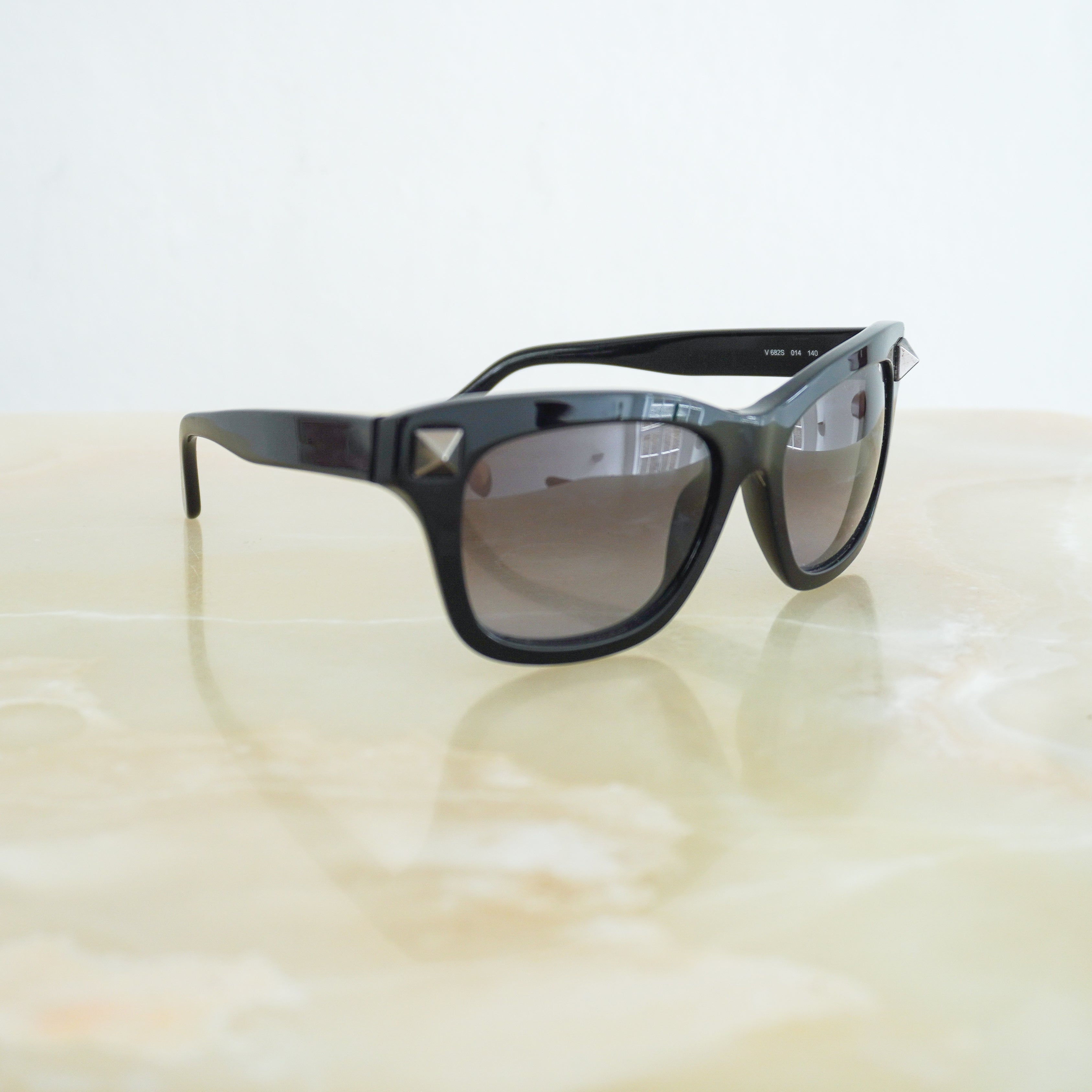 Valentino Rockstud Noir Black Square Sunglasses (RRP £250) | Authentic Preloved FINAL SALE