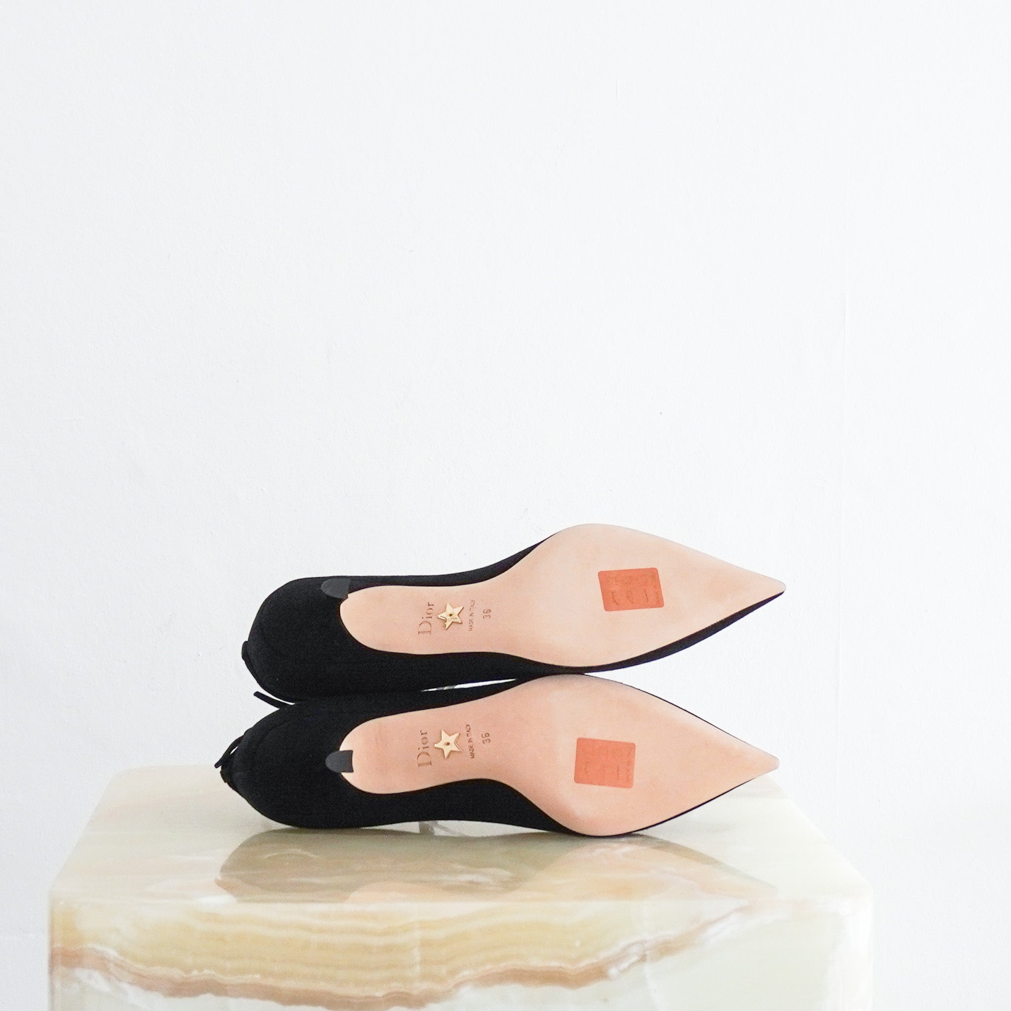 Dior J'Adior Suede Kitten Heel Pumps in Black RRP £465 | Authentic Preloved