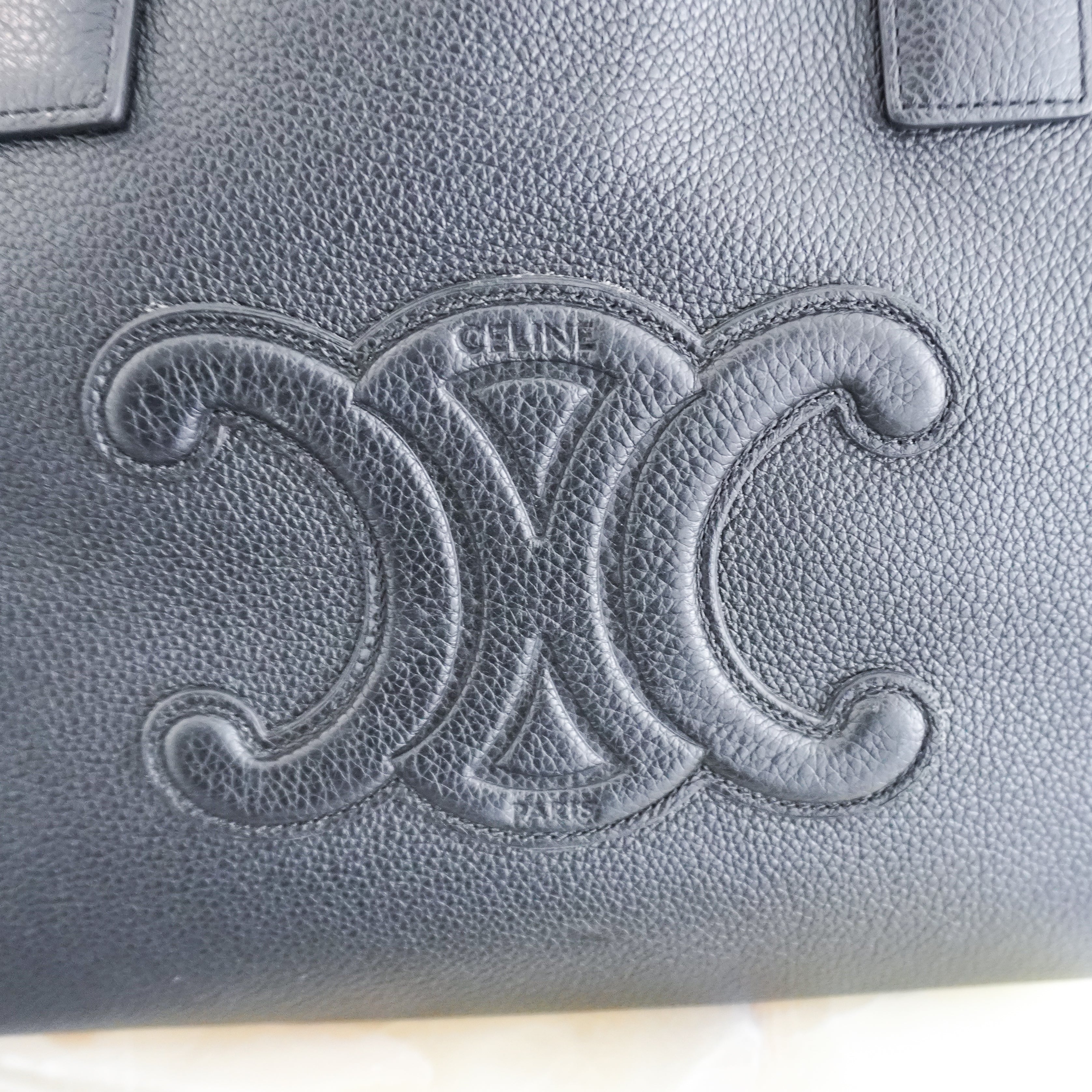 Celine Cuir Triomphe Cabas Drawstring Tote Bag in Grained Calfskin (RRP £2200) | Authentic Preloved