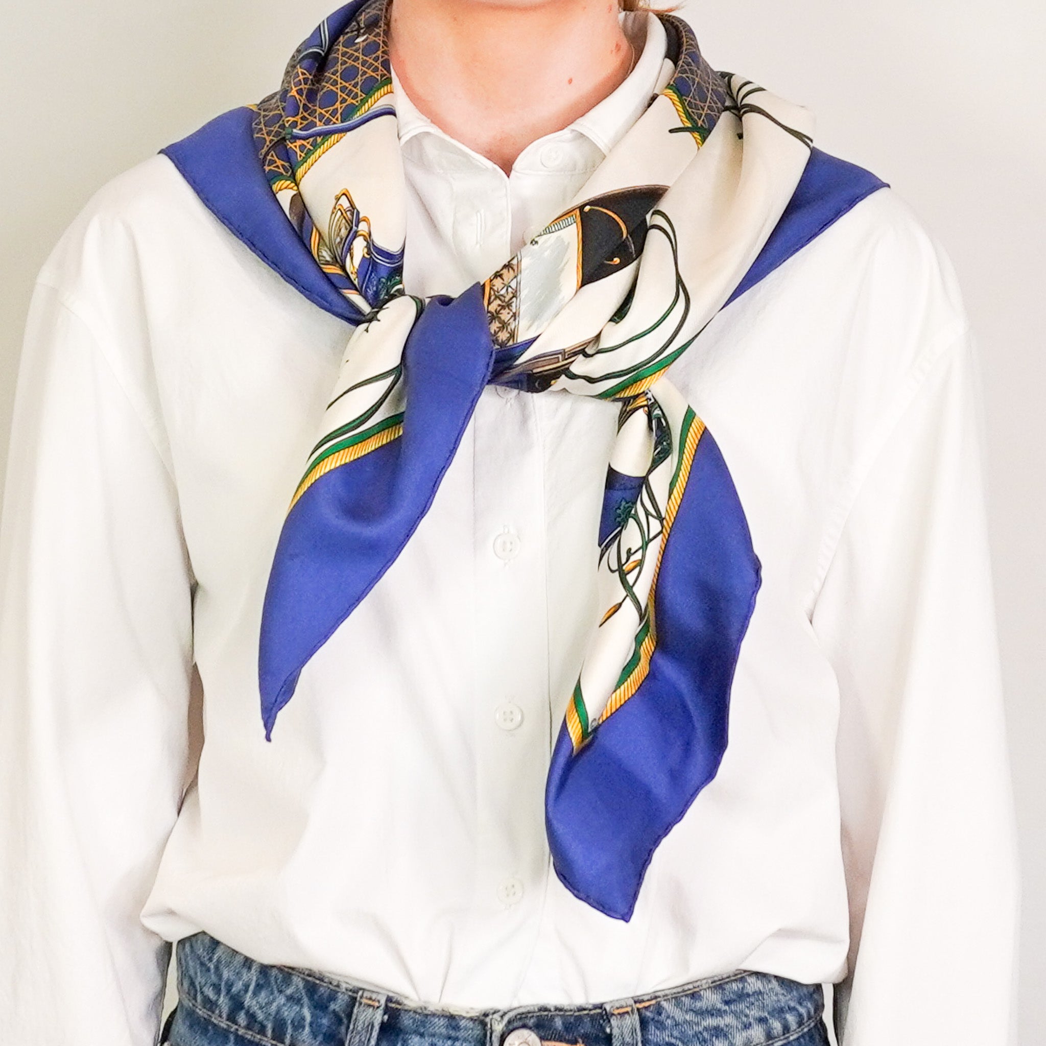 Hermès Les Voitures A Transformation Silk Scarf 90 (RRP £520) | Authentic Preloved FINAL SALE