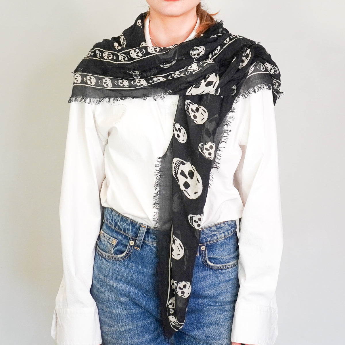 Alexander McQueen Black Skull Scarf (RRP £220) | Authentic Preloved FINAL SALE