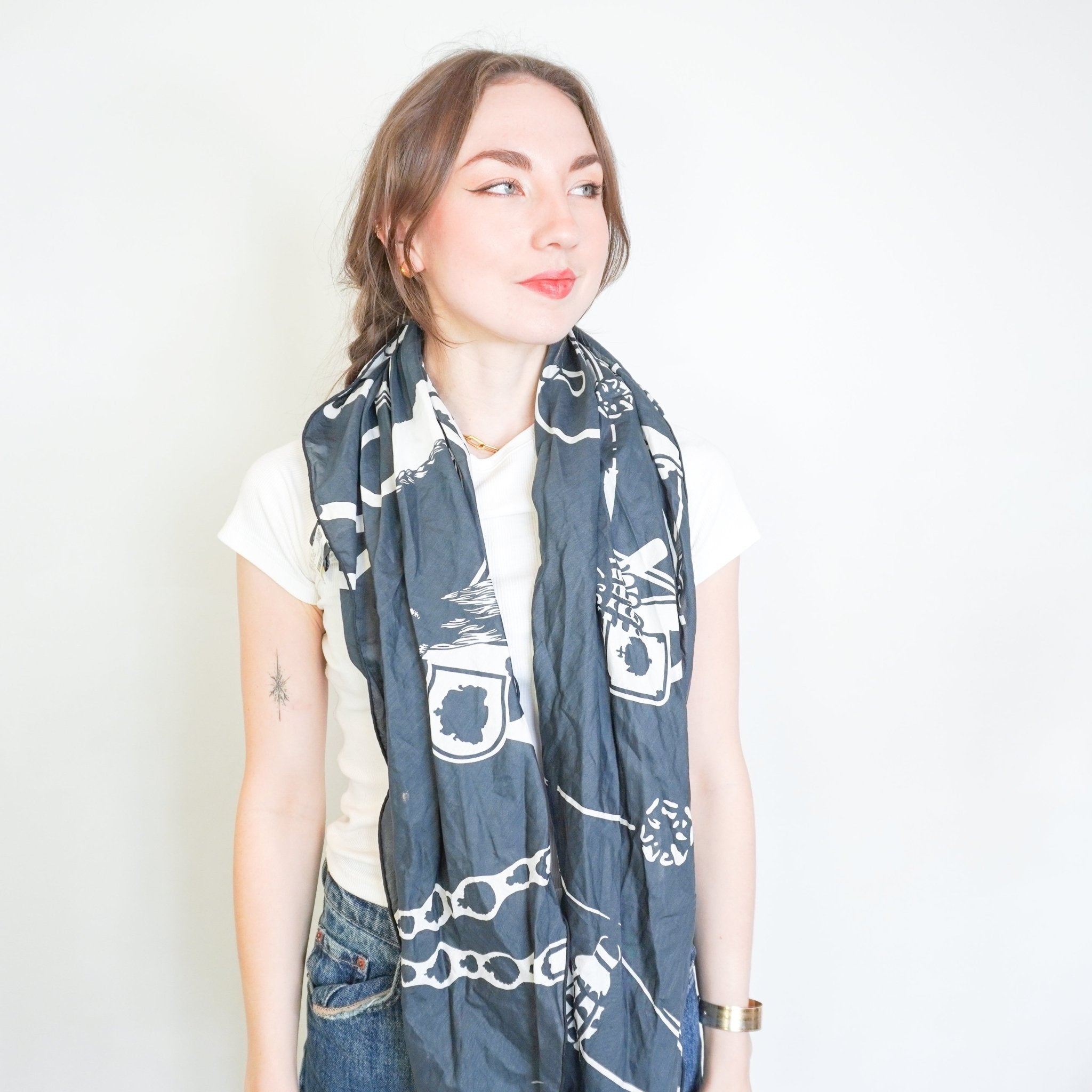 Hermès Losange Cotton GM Scarf "Harnais de Cour" Noir / Blanc (RRP £580) | Authentic Preloved - Reloved Again