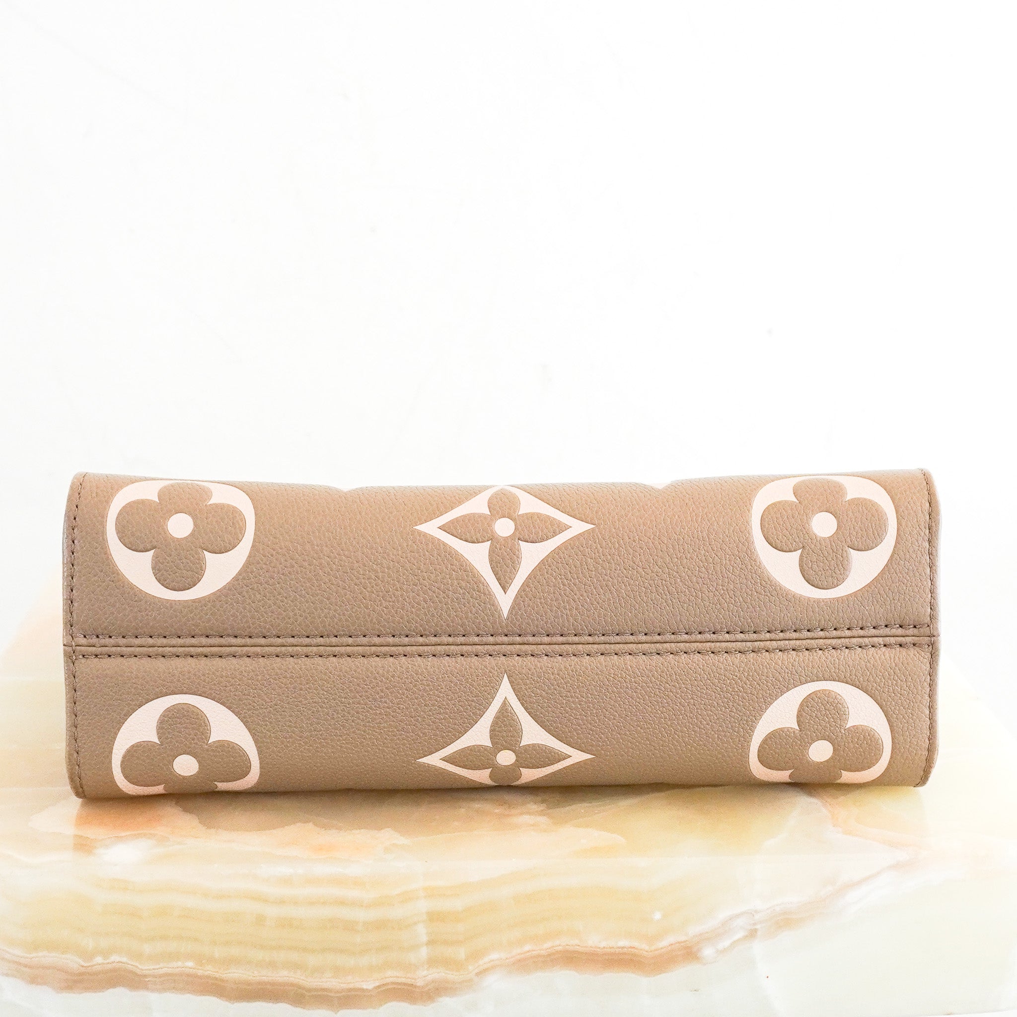 CURRENT SEASON Louis Vuitton OnTheGo East West Bag RRP £2510 | Authentic Preloved