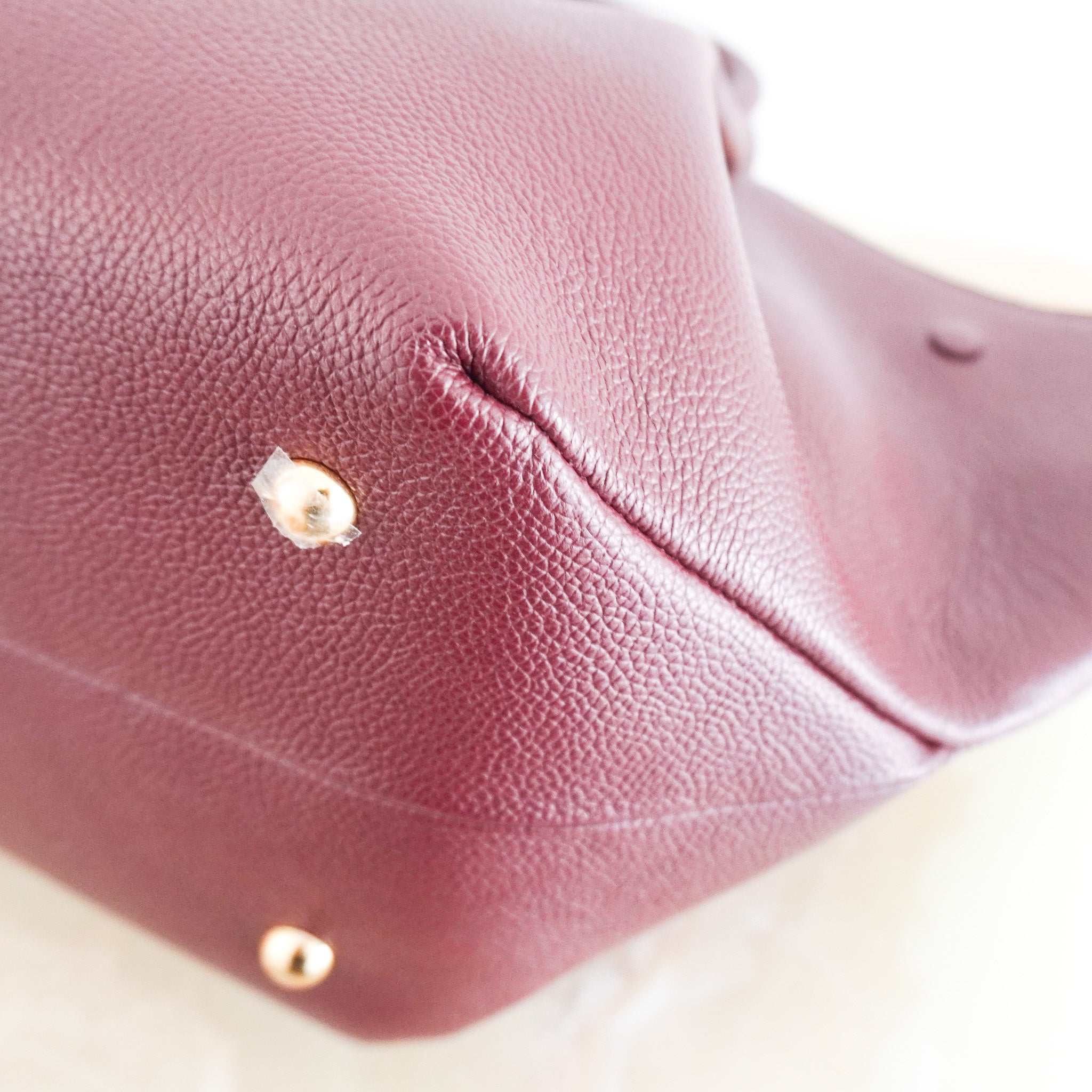 NEW Demellier The Midi New York Bag in Burgundy Grained Leather (RRP £475) | Authentic Preloved - Reloved Again