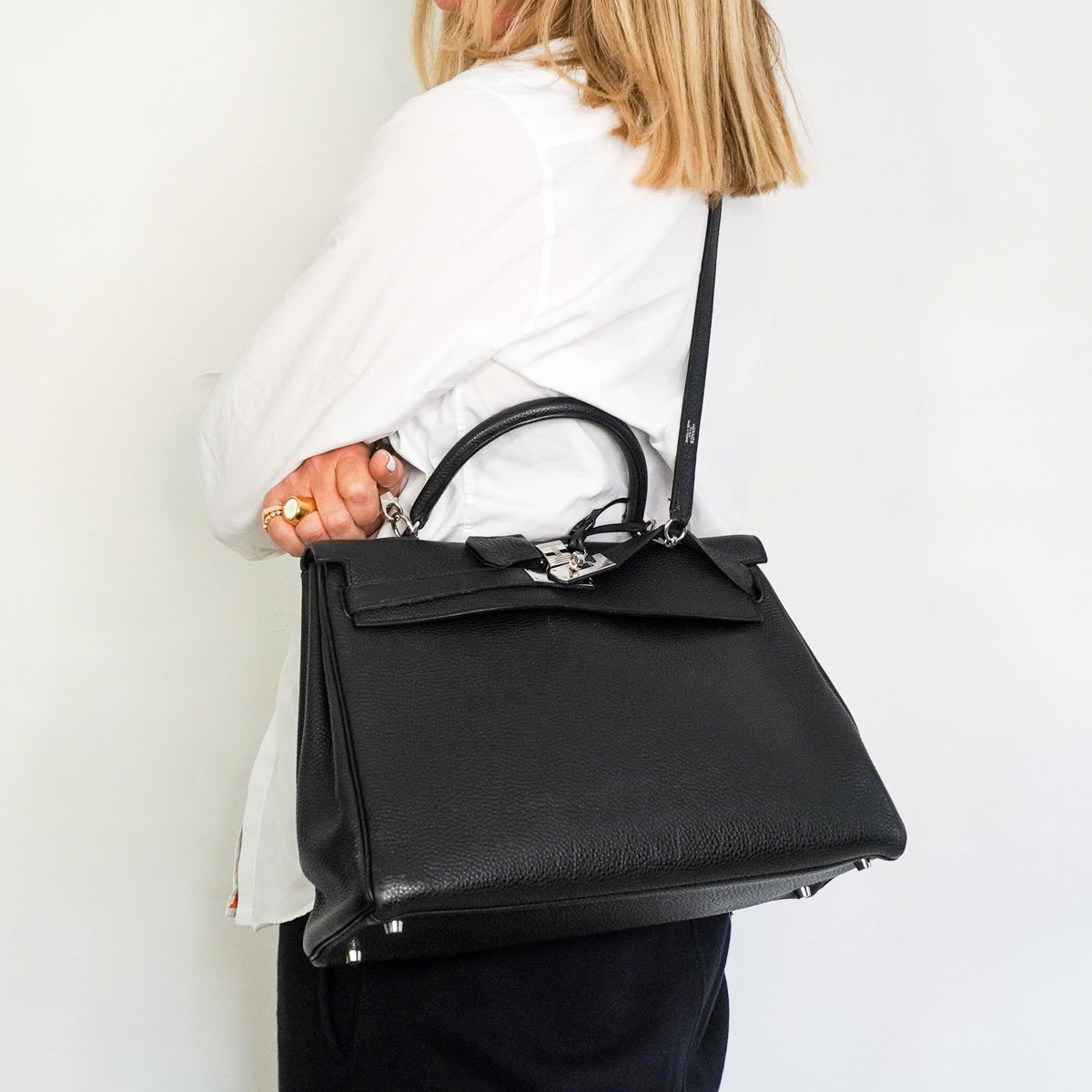 Hermès Kelly 35 Bag (2006) in Noir Togo Leather and Palladium Hardware | Authentic Preloved