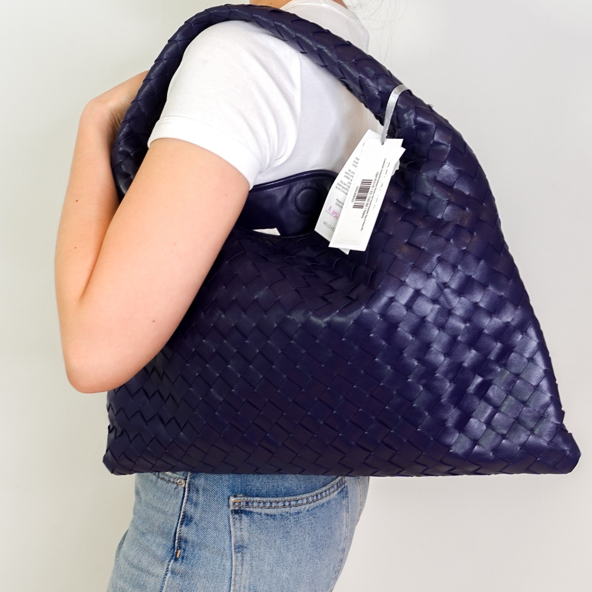 CURRENT SEASON Bottega Veneta Hop Small Shoulder Bag in Navy RRP £3100 | Authentic Preloved - Reloved Again