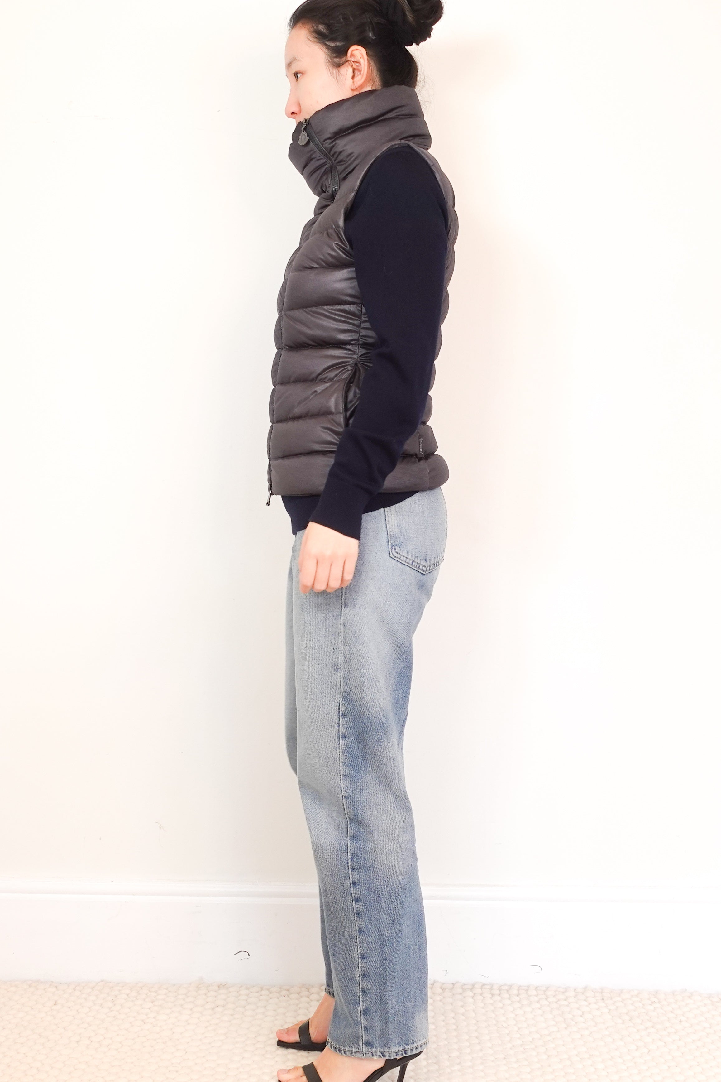 Moncler Dark Grey Padded Ternay Gilet Jacket RRP £690 | Authentic Preloved