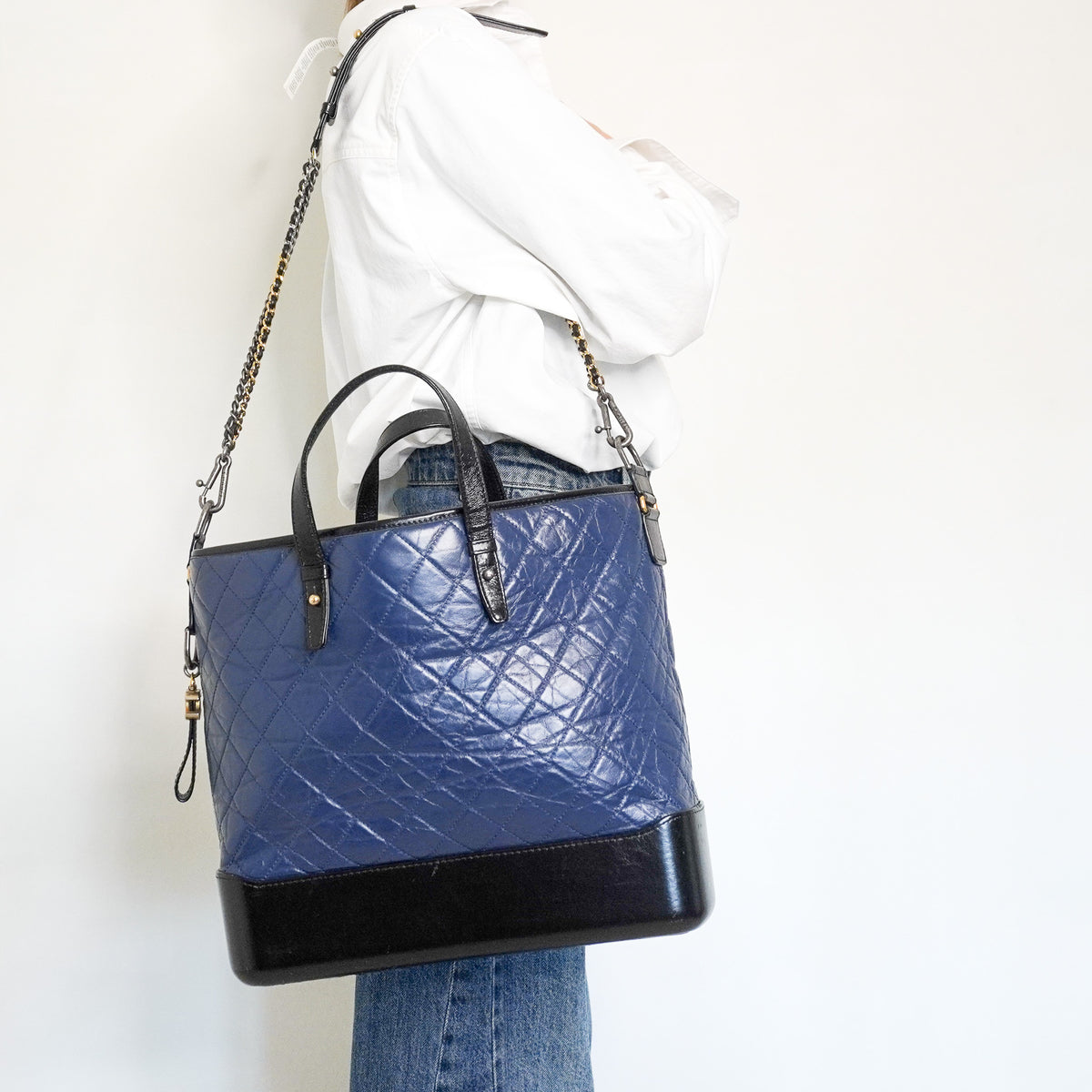 Chanel Gabrielle Maxi Hobo Bag in Quilted Navy Calfskin | Authentic Preloved