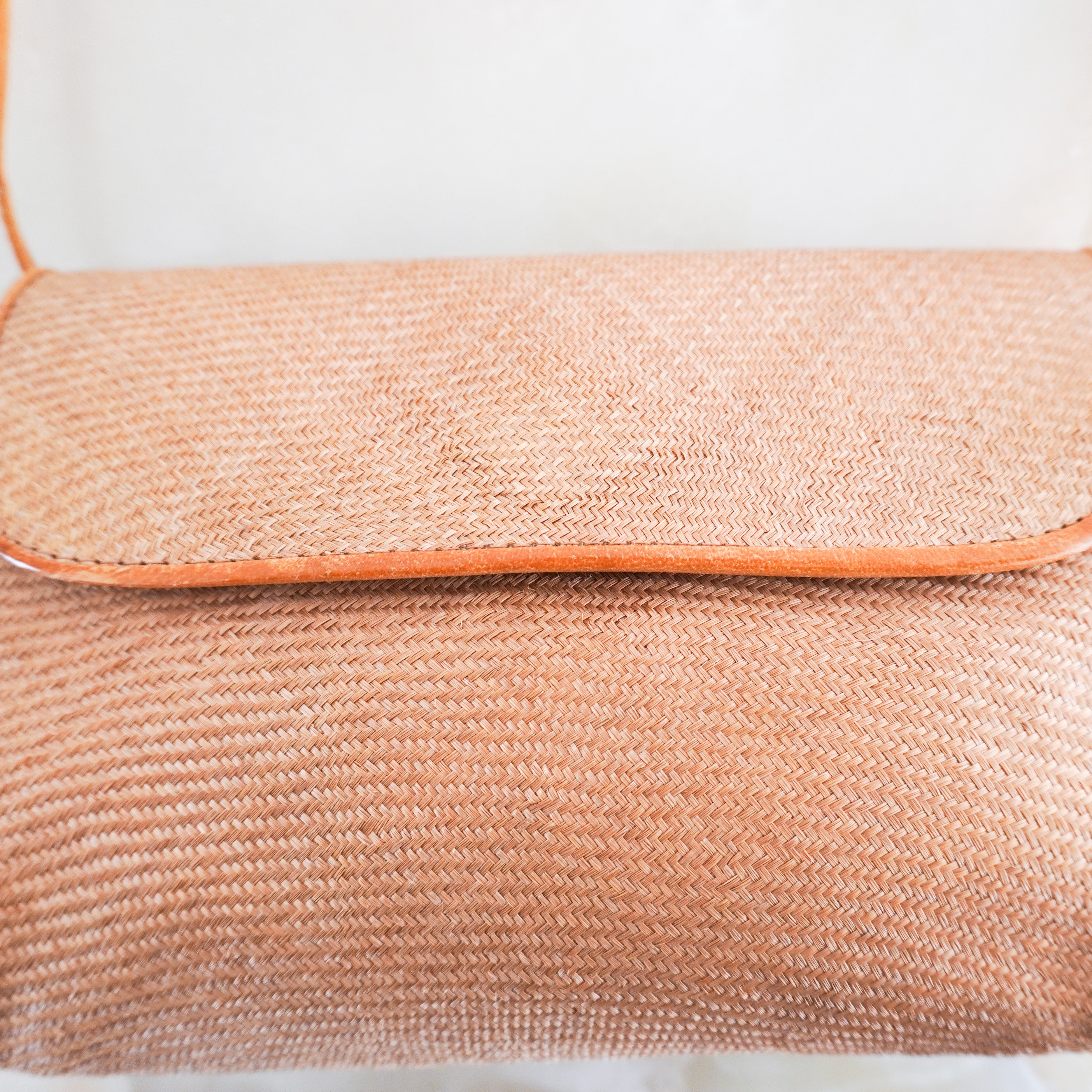 Bottega Veneta Vintage Brown Raffia Crossbody Bag | Authentic Preloved