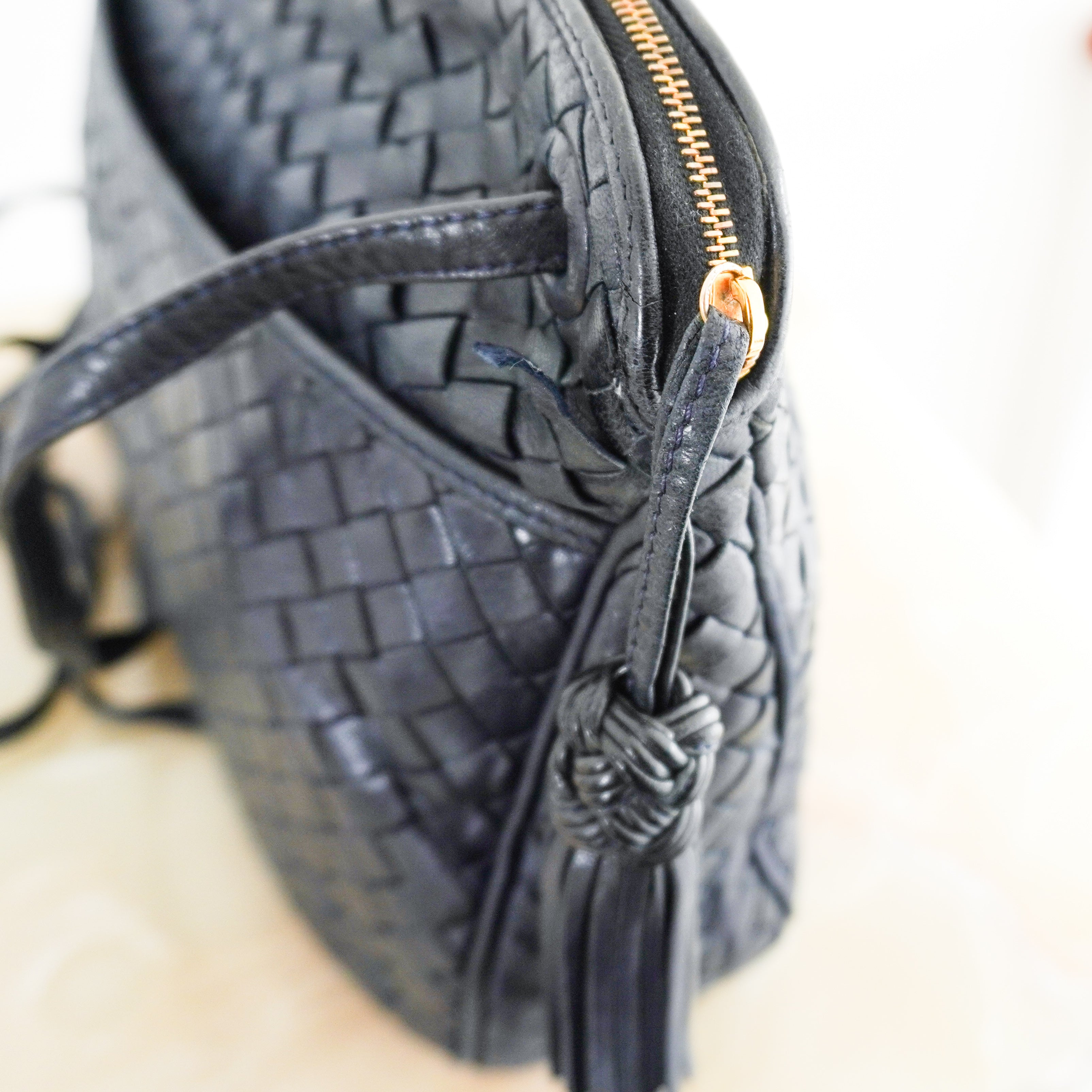 Bottega Veneta Vintage Intreciatto Crossbody Bag in Navy | Authentic Preloved