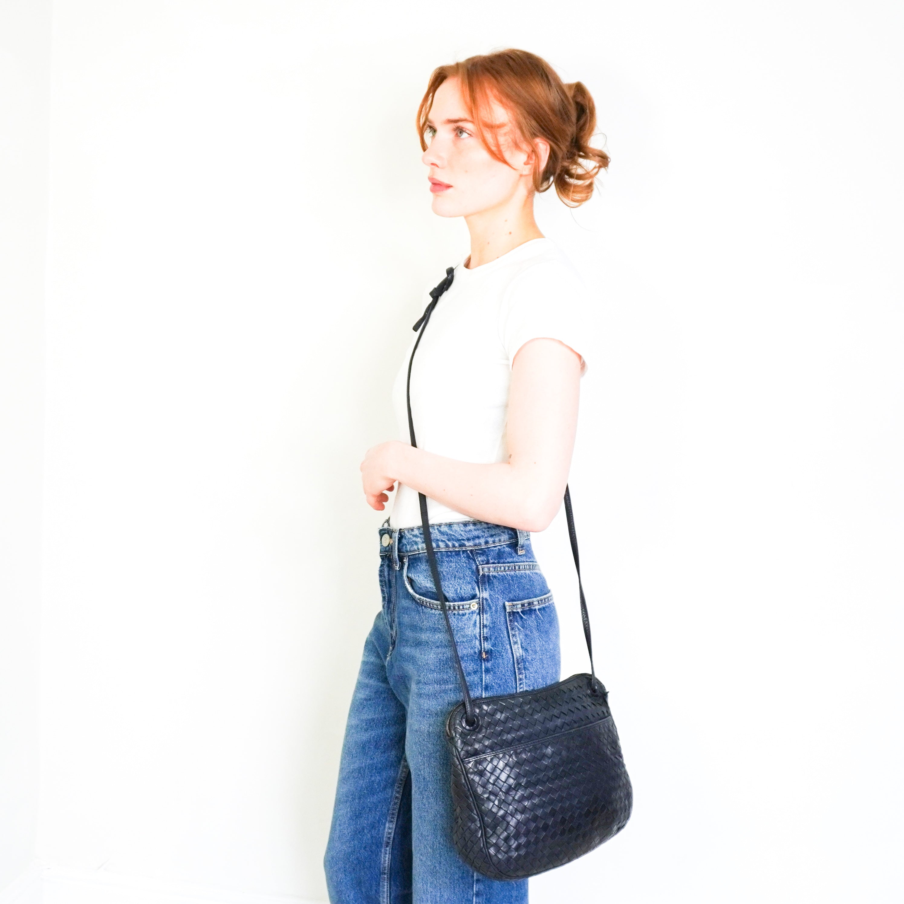 Bottega Veneta Vintage Intreciatto Crossbody Bag in Navy | Authentic Preloved