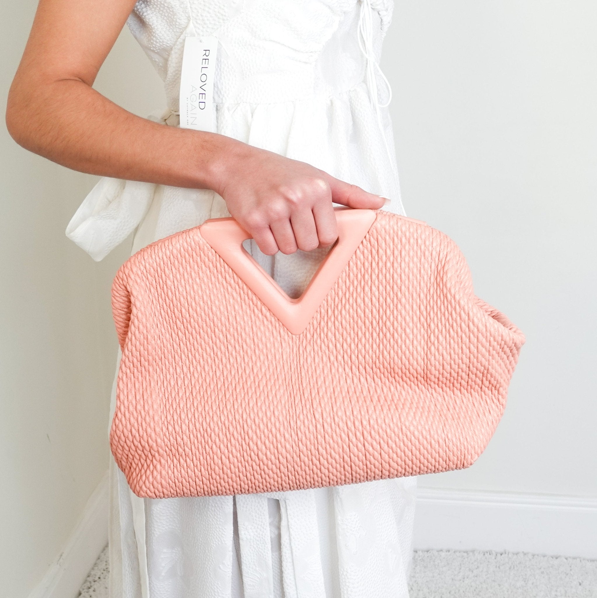 Bottega Veneta Peachy Quilted Leather Medium Point Shoulder Bag RRP £1.4K - Final Sale | Authentic and Preloved - Reloved Again