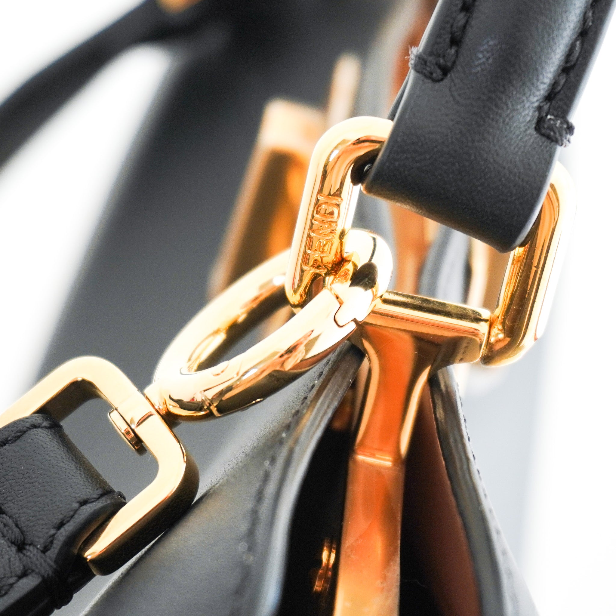 CURRENT SEASON Fendi Peekaboo ISeeU Small Tote Bag in Black RRP £4050 | Authentic Preloved