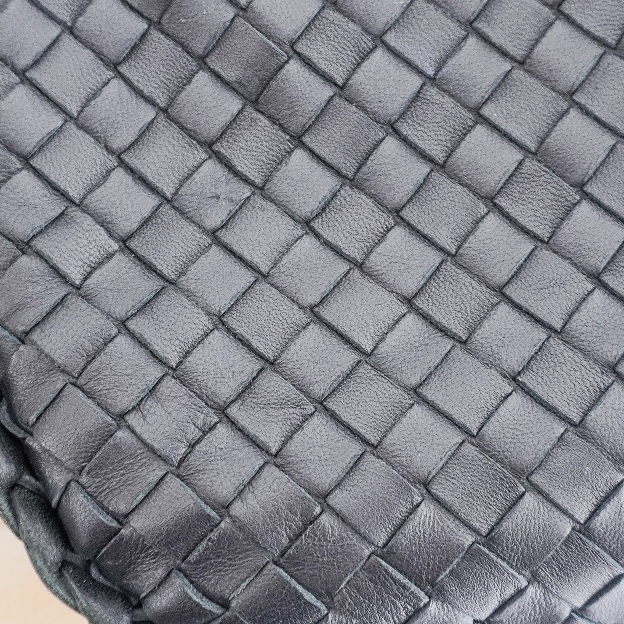 Bottega Veneta Small Intrecciato Black Leather Hobo Bag RRP £3,400 | Authentic Preloved
