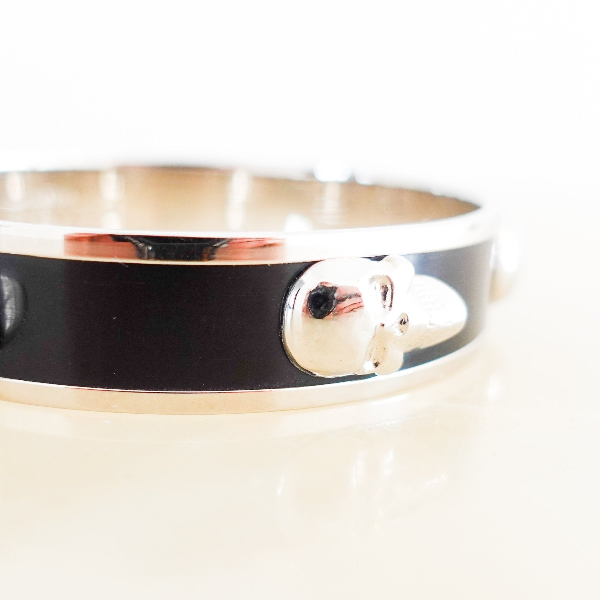 Alexander McQueen Bangle bracelet RRP £290 - Reloved Again