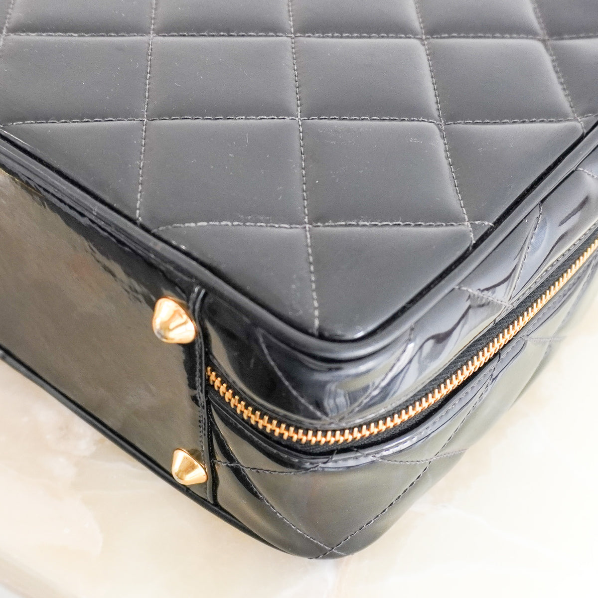 Chanel Vintage Quilted Patent Cube Vanity Bag (RRP £4500) | Authentic Preloved