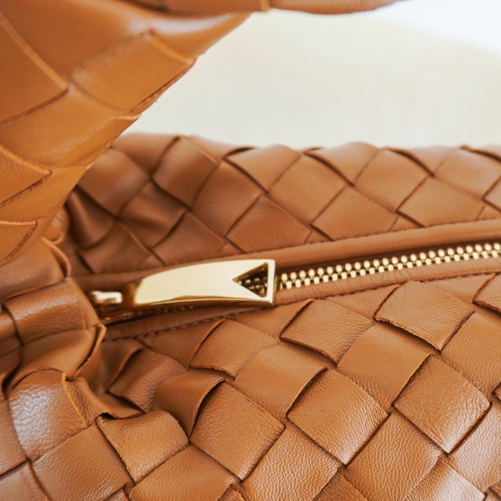 Bottega Veneta Teen Jodie Bag in Camel RRP £2840 | Authentic Preloved - Reloved Again