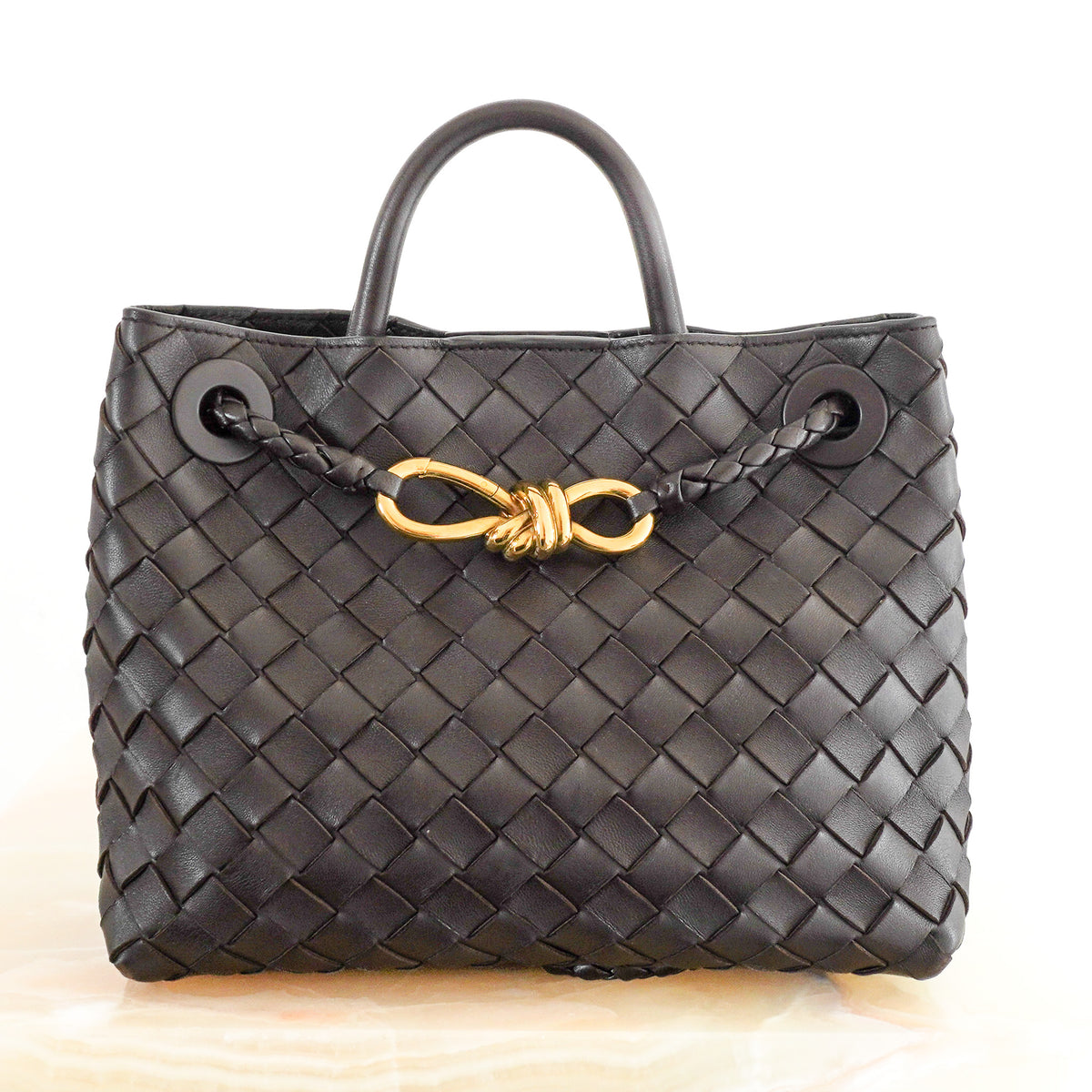 Bottega Veneta Small Andiamo Bag in Fondant (RRP £3650) | Authentic Preloved