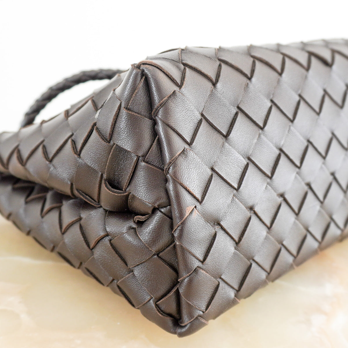 Bottega Veneta Small Andiamo Bag in Fondant (RRP £3650) | Authentic Preloved