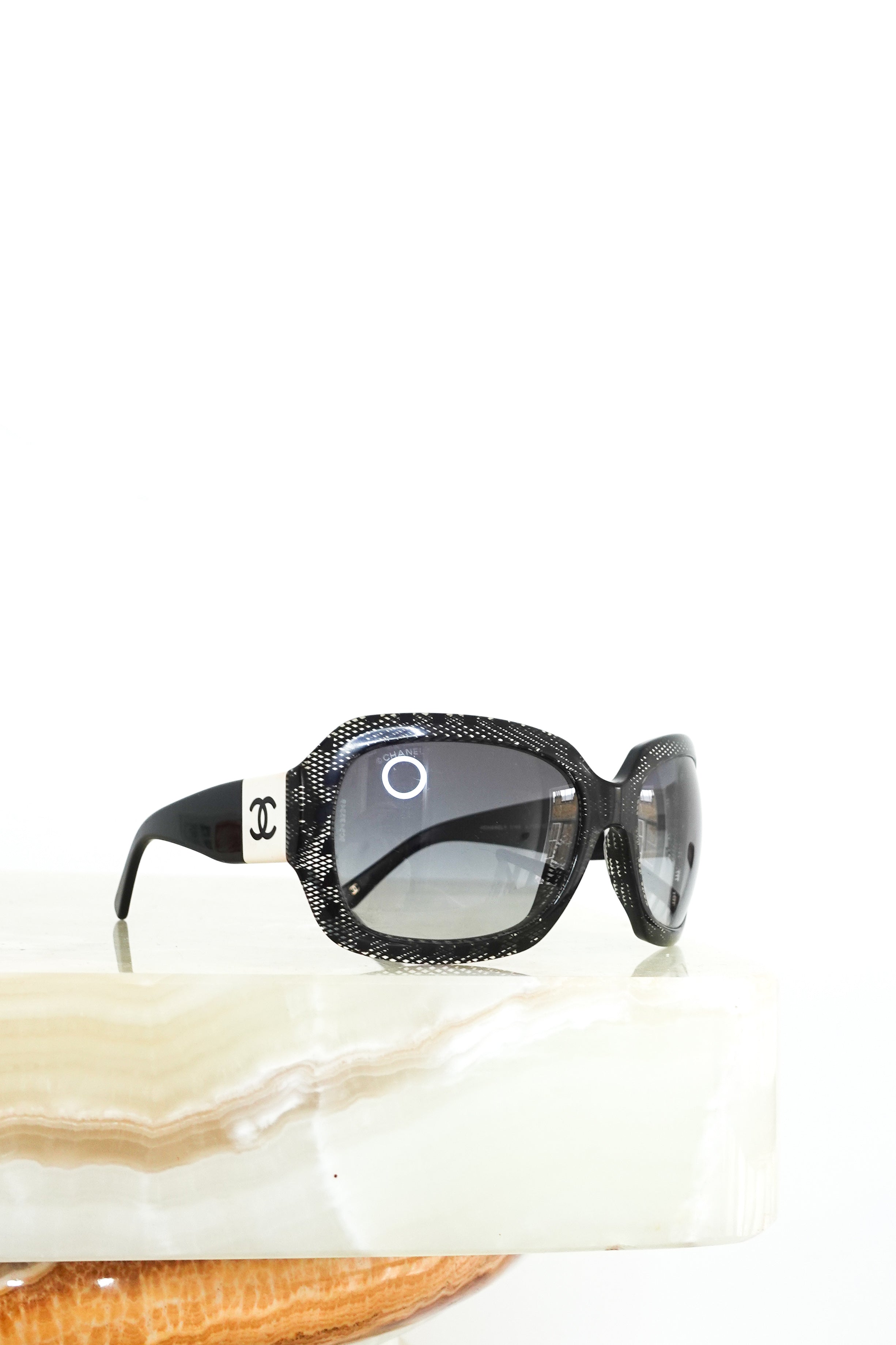 Vintage visor sunglasses