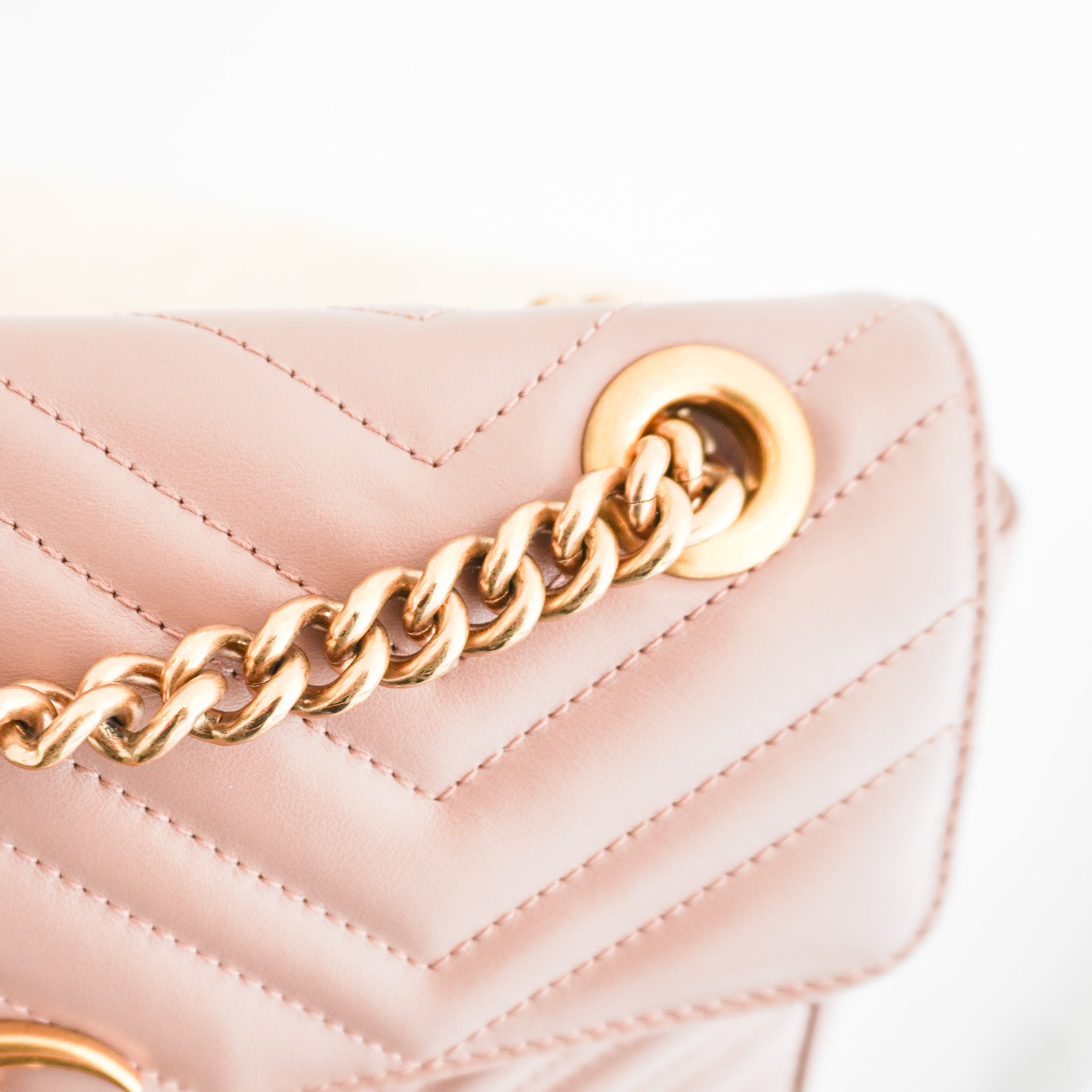 Gucci GG Marmont Medium Matelassé Bag RRP £1,840 | Authentic Preloved
