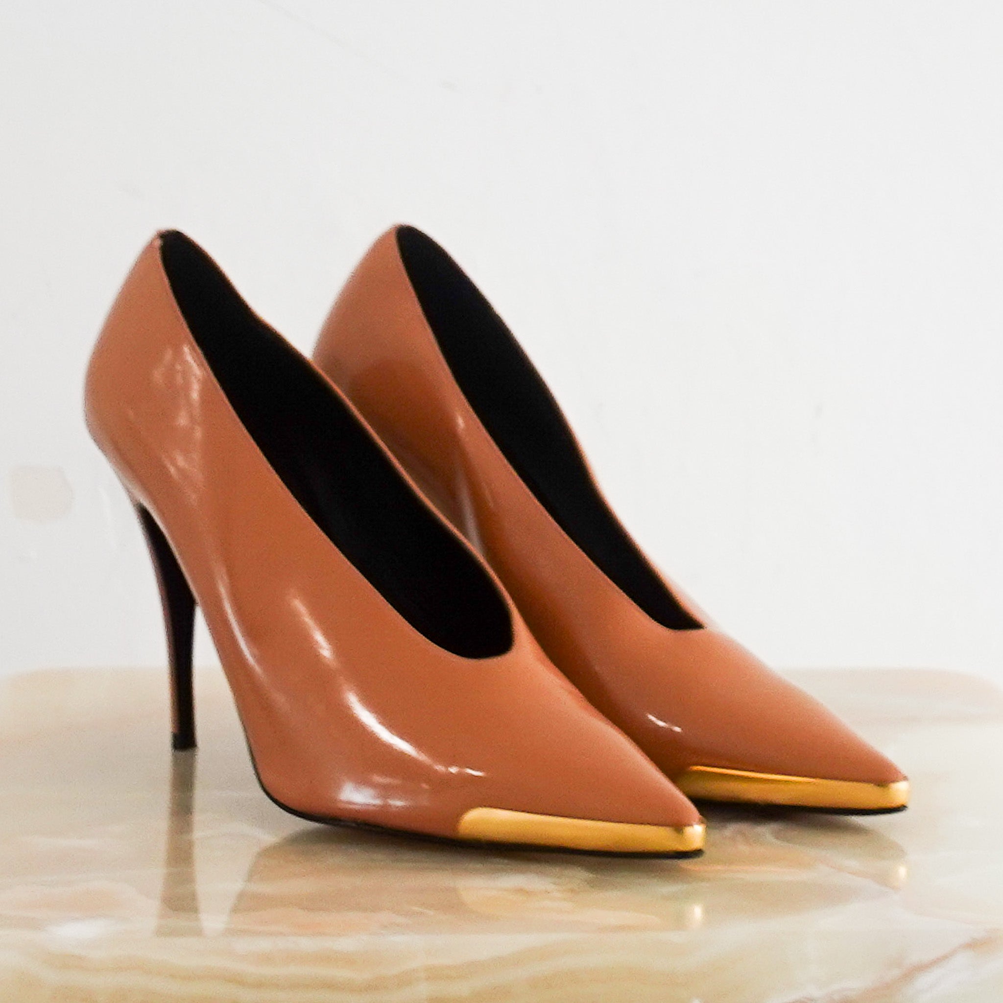 NEW Pointed toe pumps RRP £500