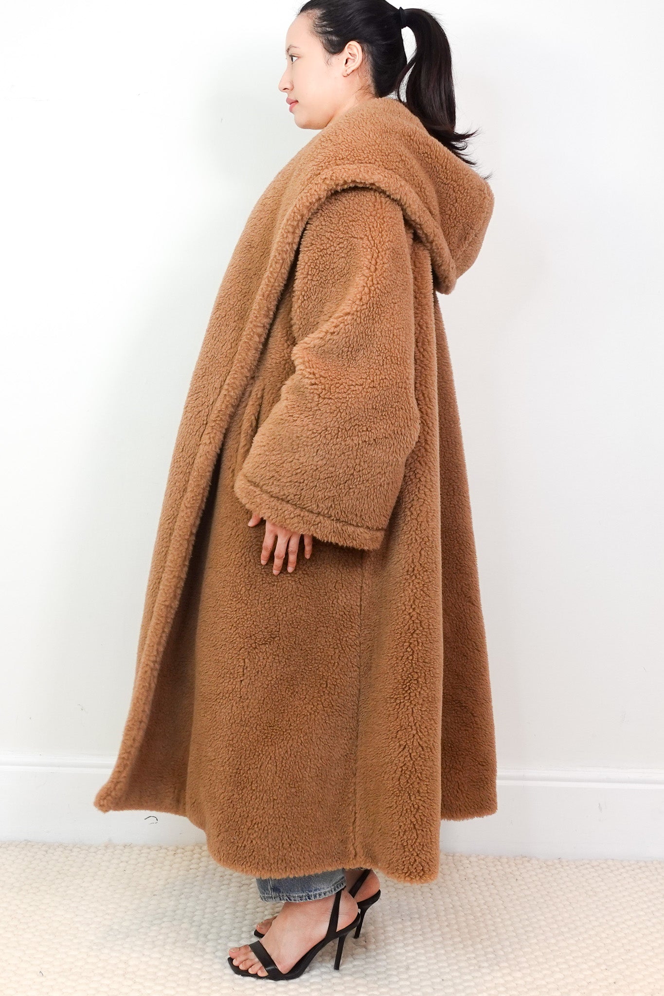 NEW MaxMara Apogeo Camel Brown Hooded Teddy Coat RRP £2760 | Authentic Preloved - Reloved Again