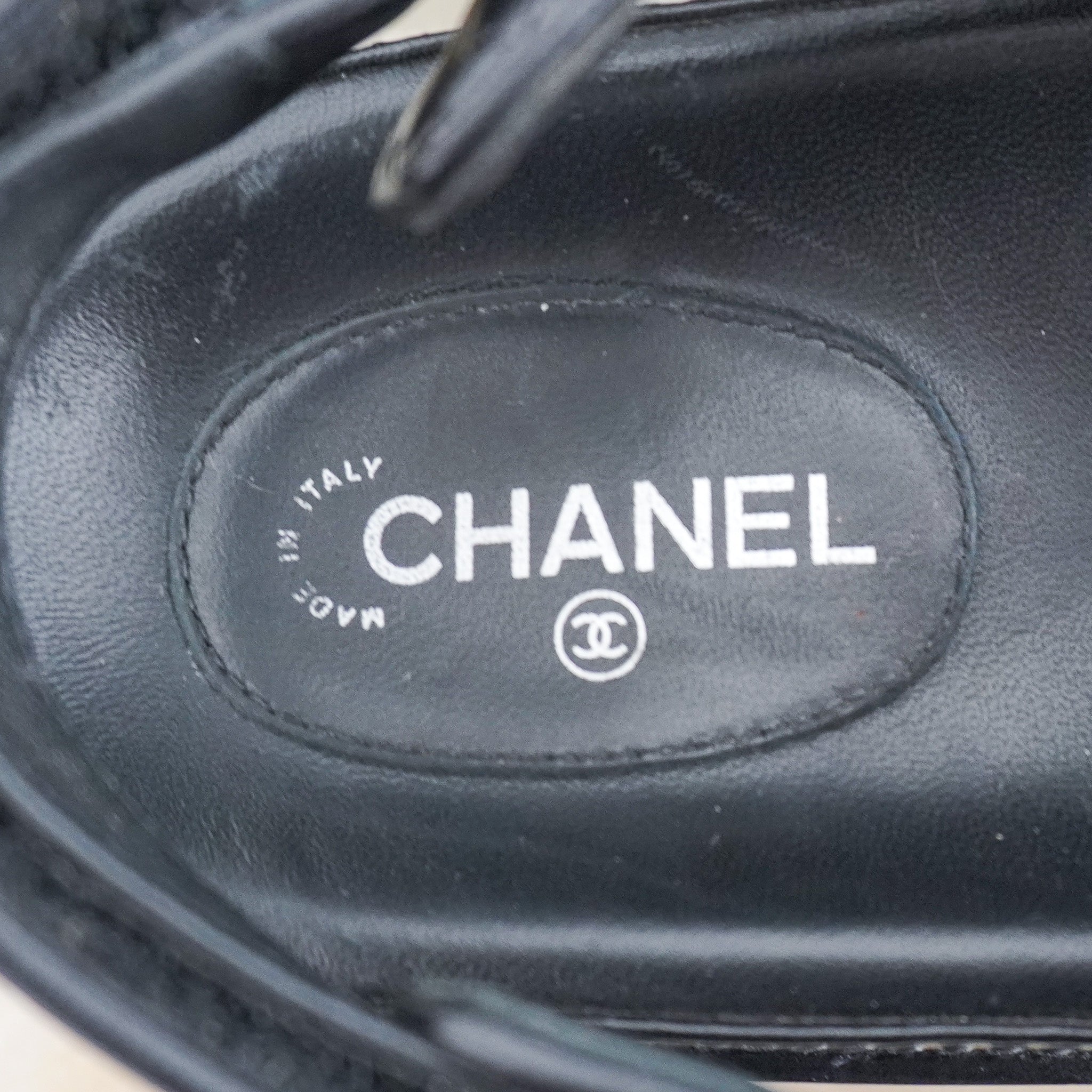Chanel Black Quilted Leather Dad Sandals (RRP £1000) | Authentic Preloved