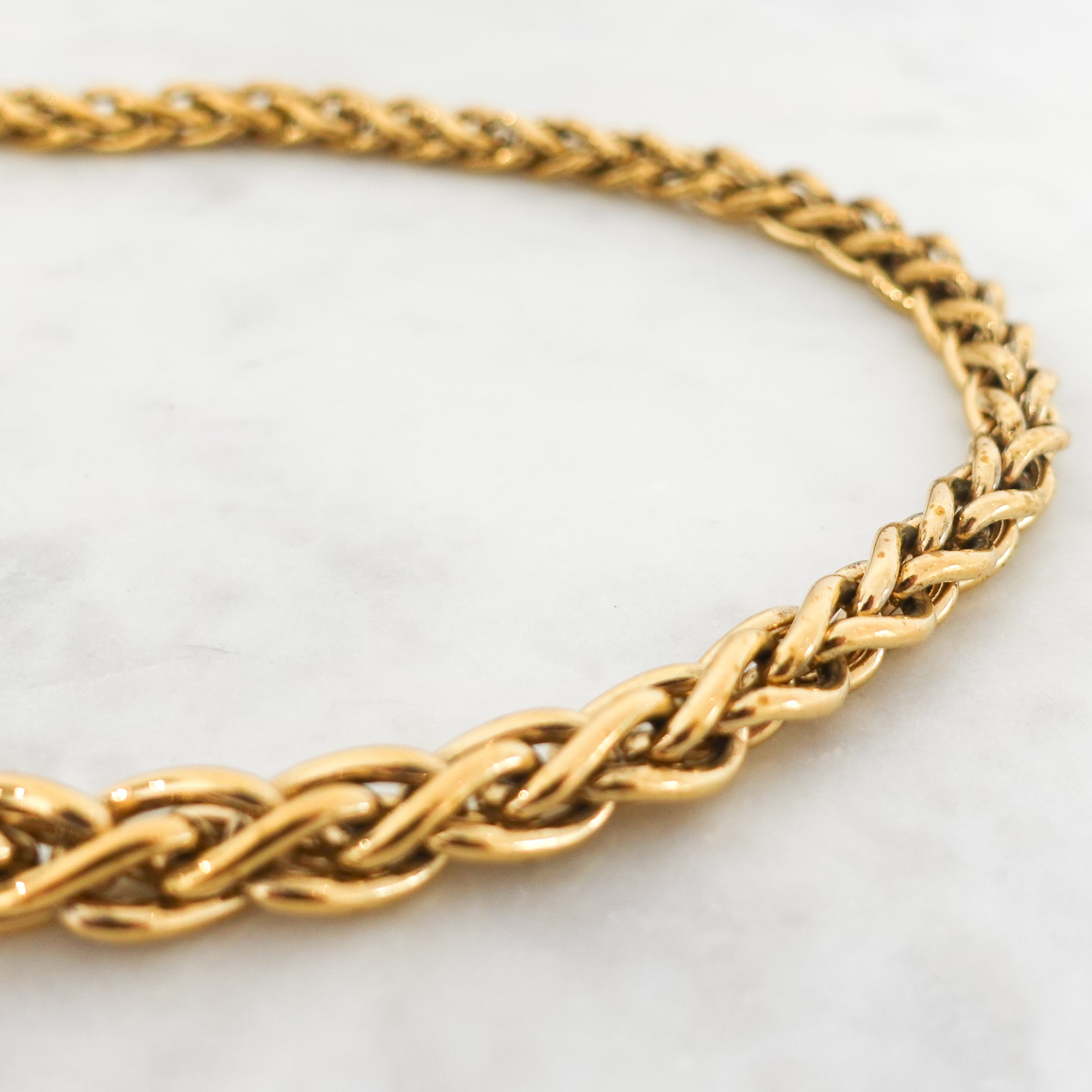 Long gold plated spiga chain with stones