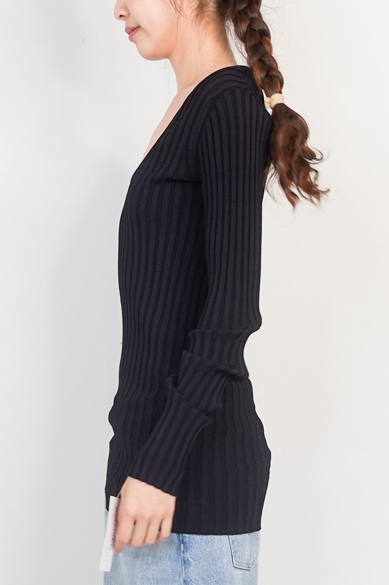 Black long sleeve ribbed top