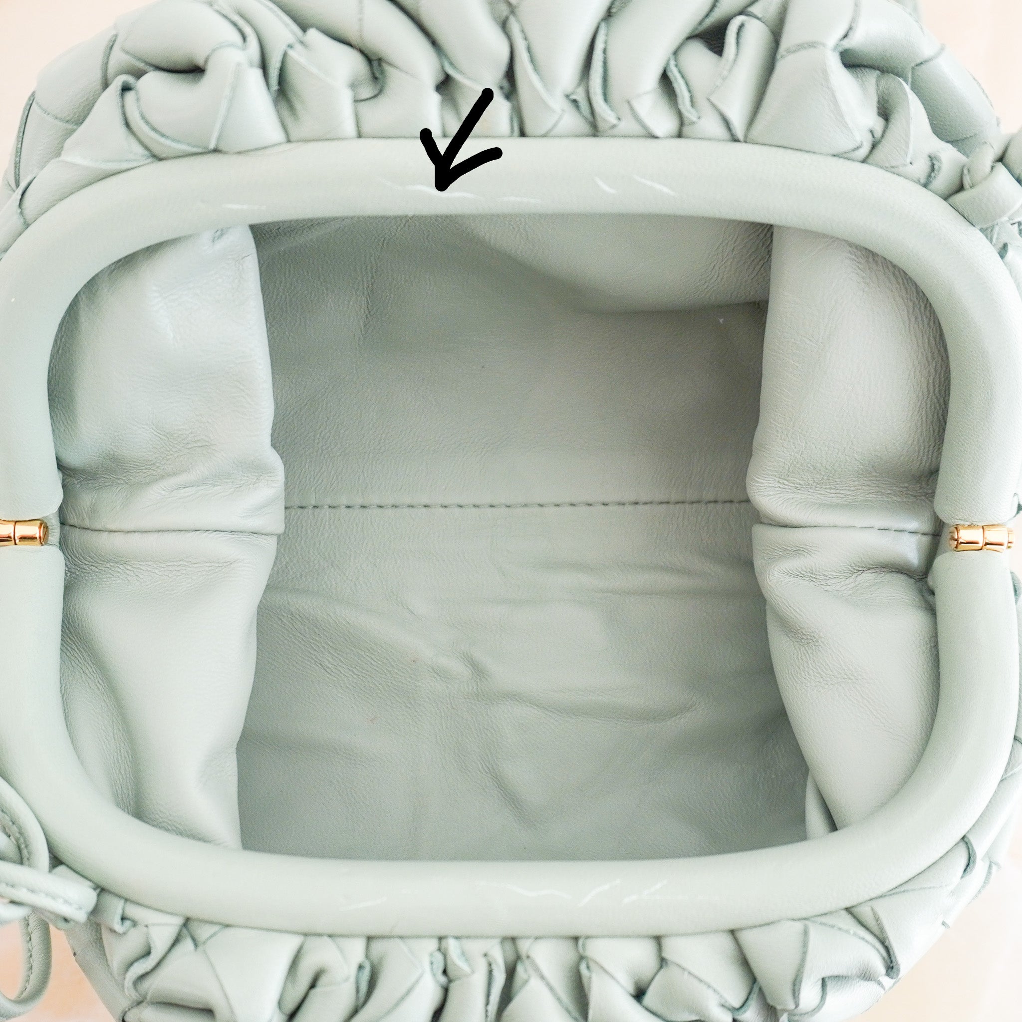 Bottega Veneta Mini Intrecciato Pouch Crossbody Bag in Seafoam Green Leather (RRP £2100) | Authentic Preloved
