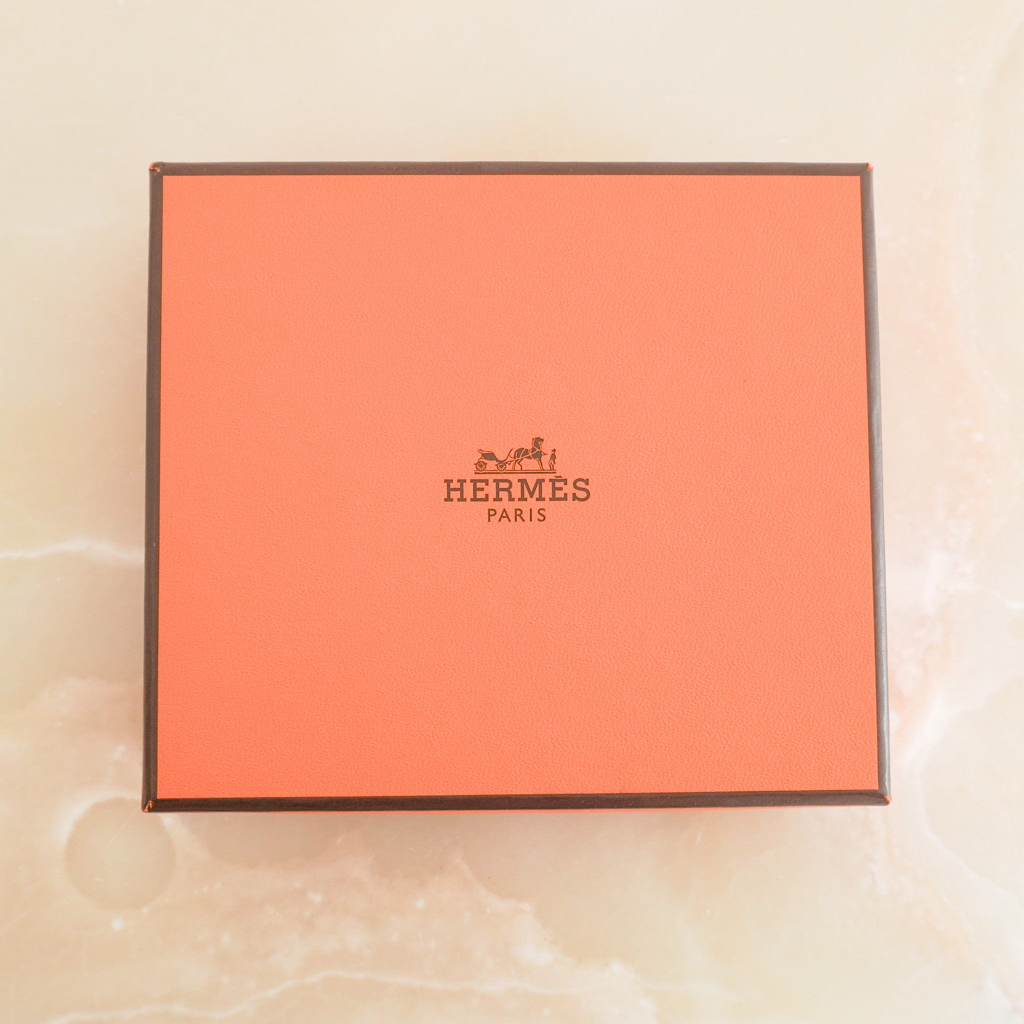 NEW Hermes Bearn Card Holder in Red (RRP £1700) | Authentic Preloved