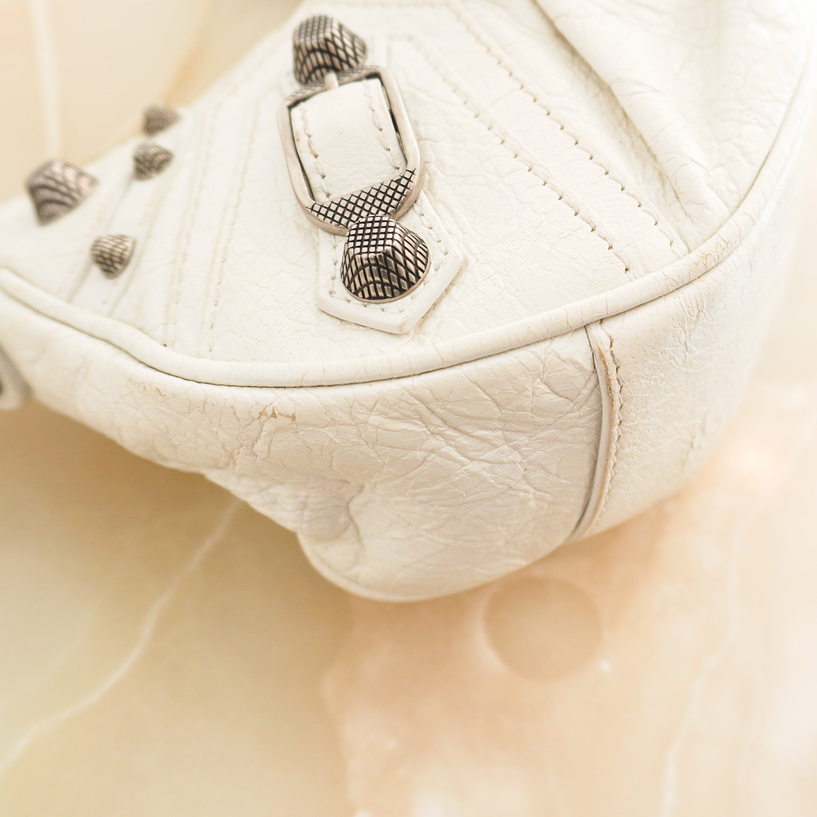 Balenciaga Le Cagole XS Bag in White (RRP £1890) | Authentic Preloved