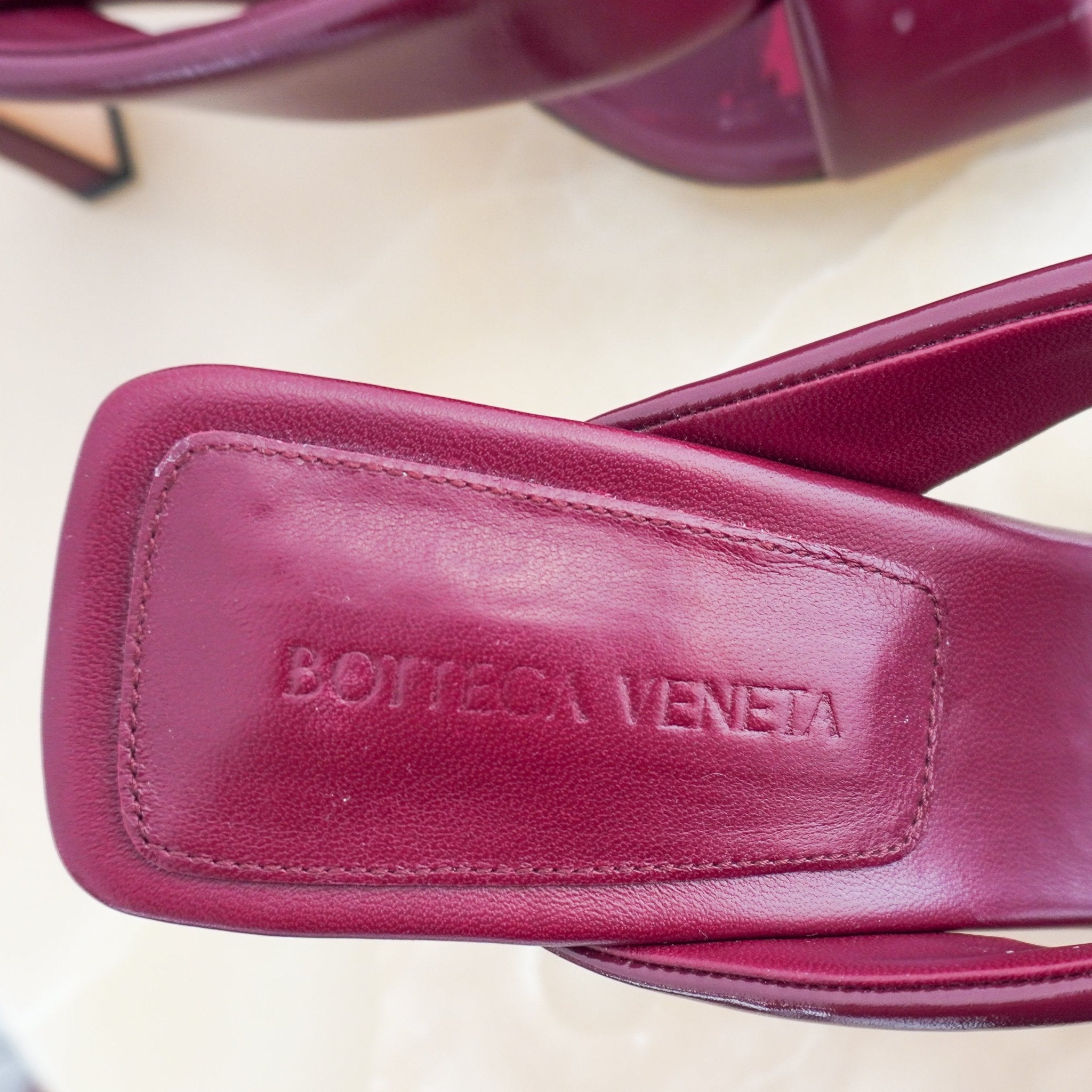 Bottega Veneta Burgundy Riva Padded Leather Mules (RRP £729) | Authentic Preloved - Reloved Again