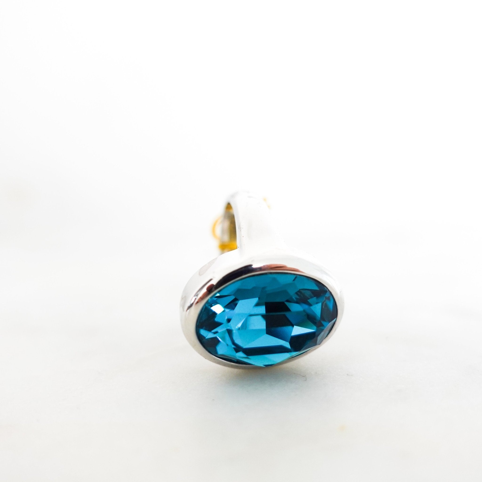 Vintage Rhodium plated Teal oval ring - Reloved Again