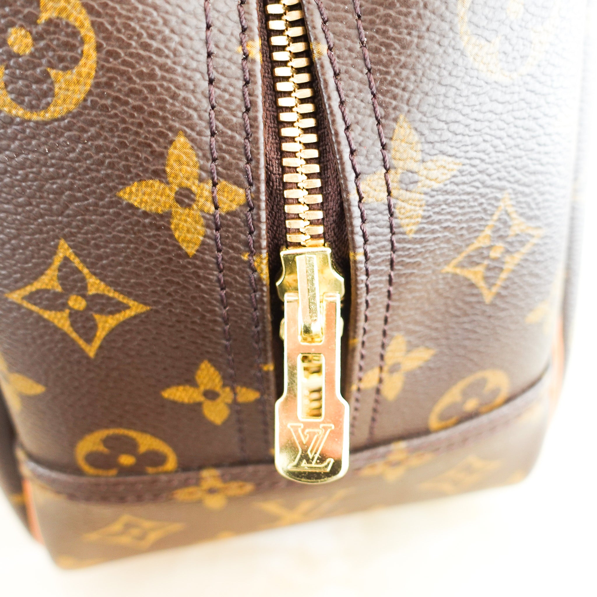 Louis Vuitton Deauville Vanity Bag | Authentic Preloved - Reloved Again