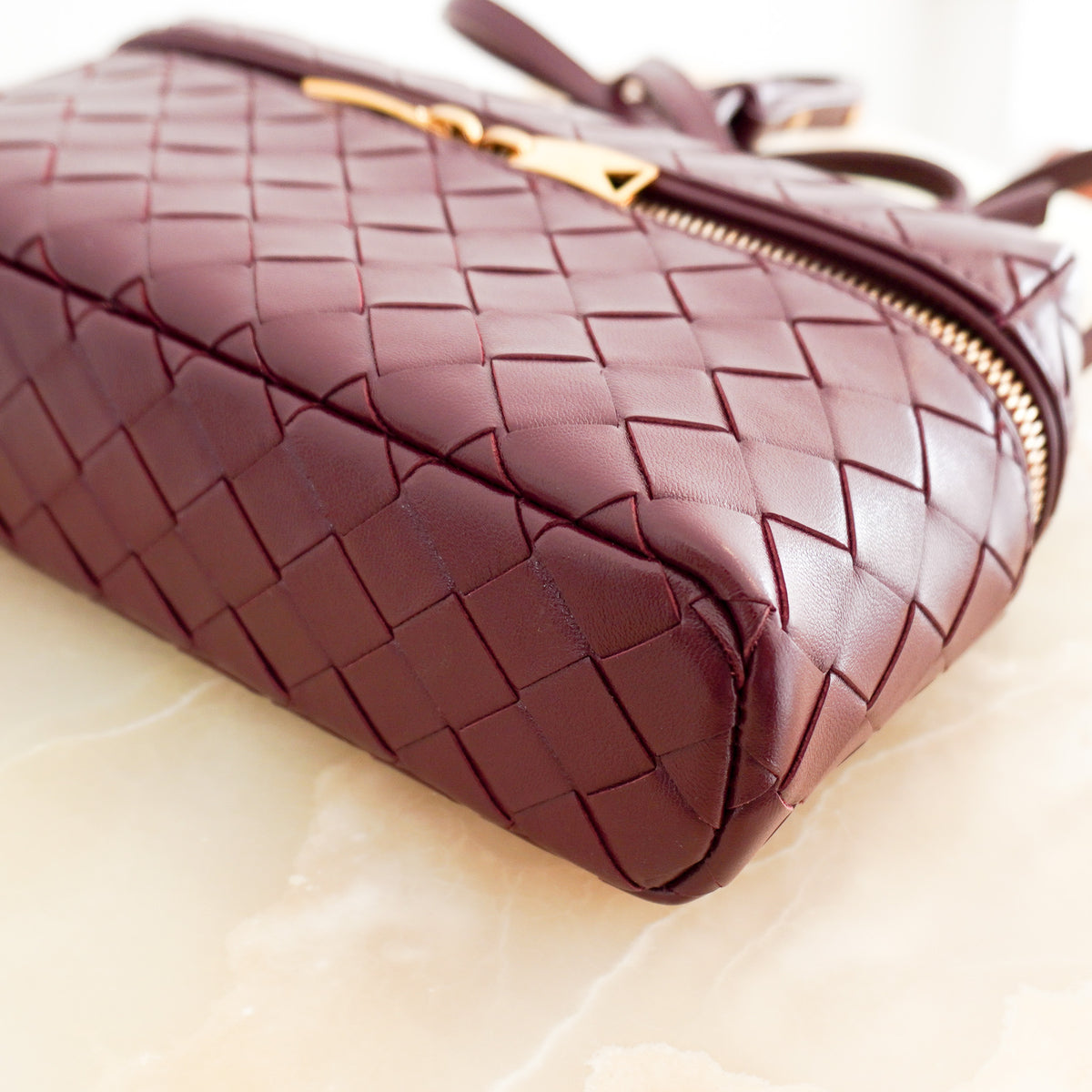 Bottega Veneta Bang Bang Vanity Case in Barolo (RRP £2400) | Authentic Preloved - Reloved Again