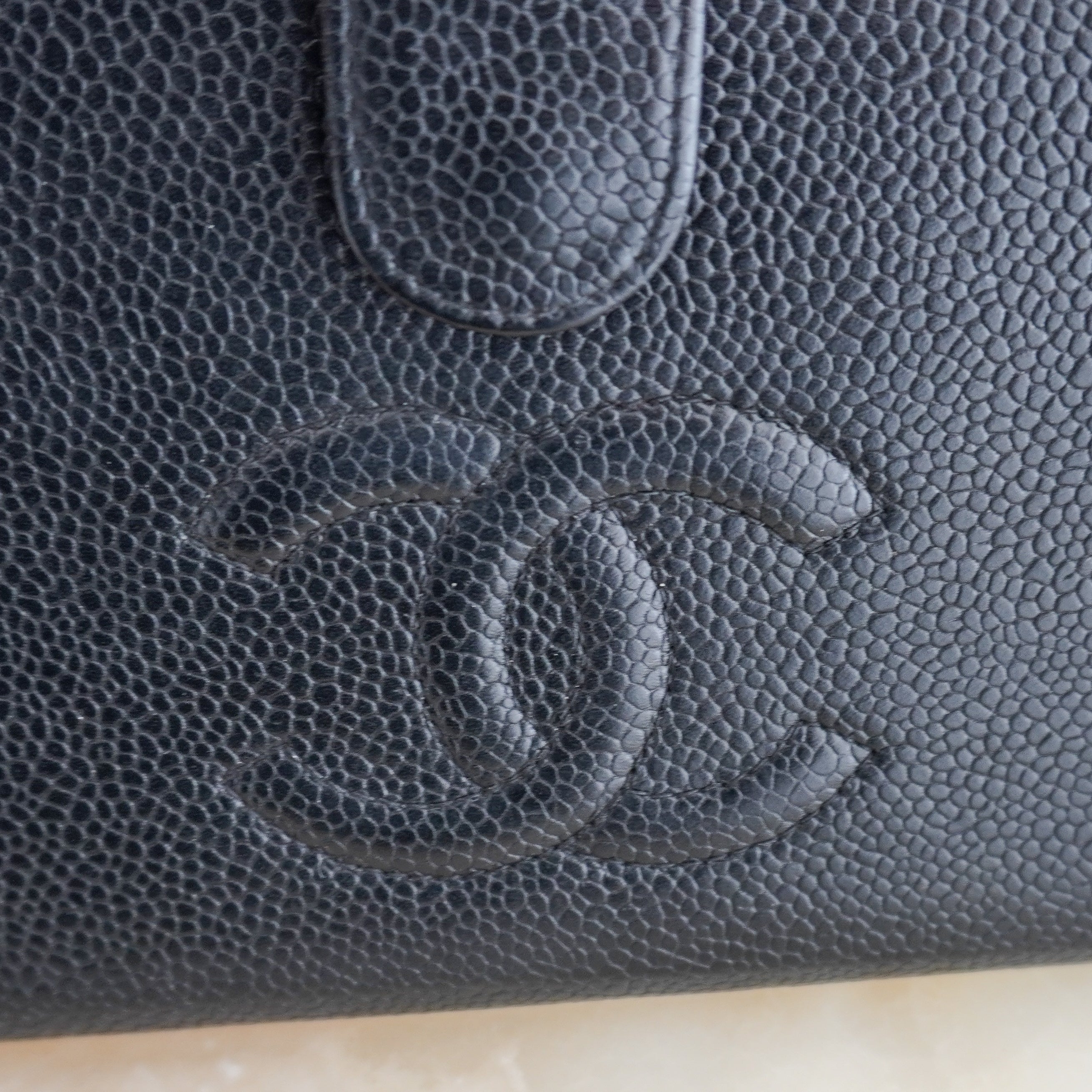 Chanel Vintage Black Caviar CC Long Bifold Wallet (RRP £1200) | Authentic Preloved