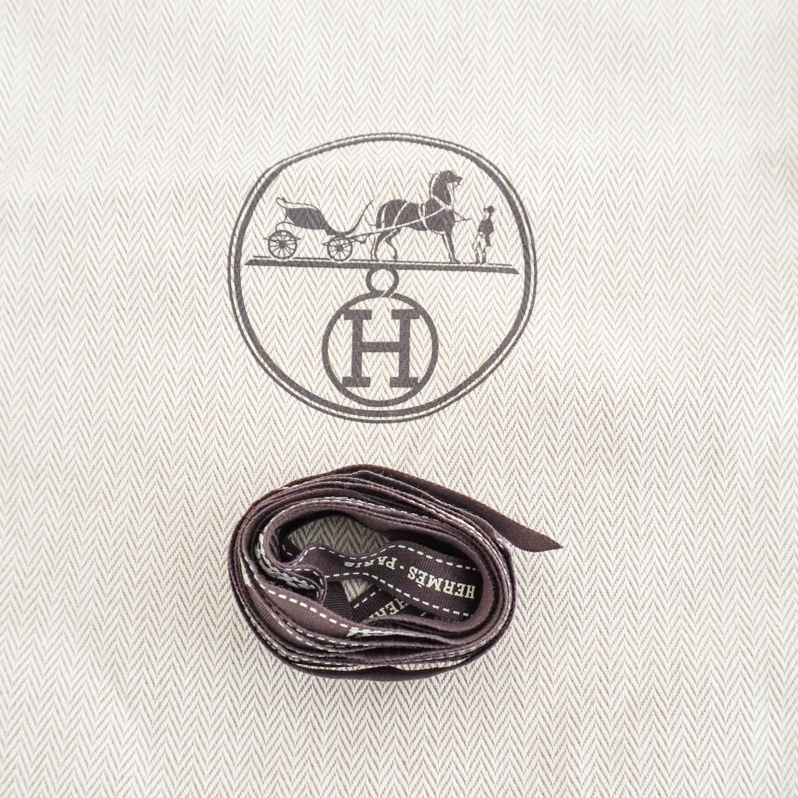 Hermès Chypre Sandals in Blanc Calfskin Leather (RRP £790) | Authentic Preloved
