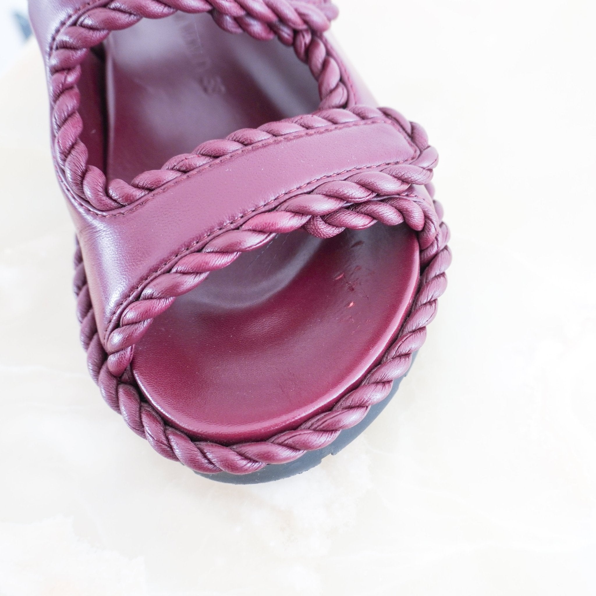 Bottega Veneta Burgundy Braided Jack Flat Sandals RRP £800 | Authentic Preloved - Reloved Again