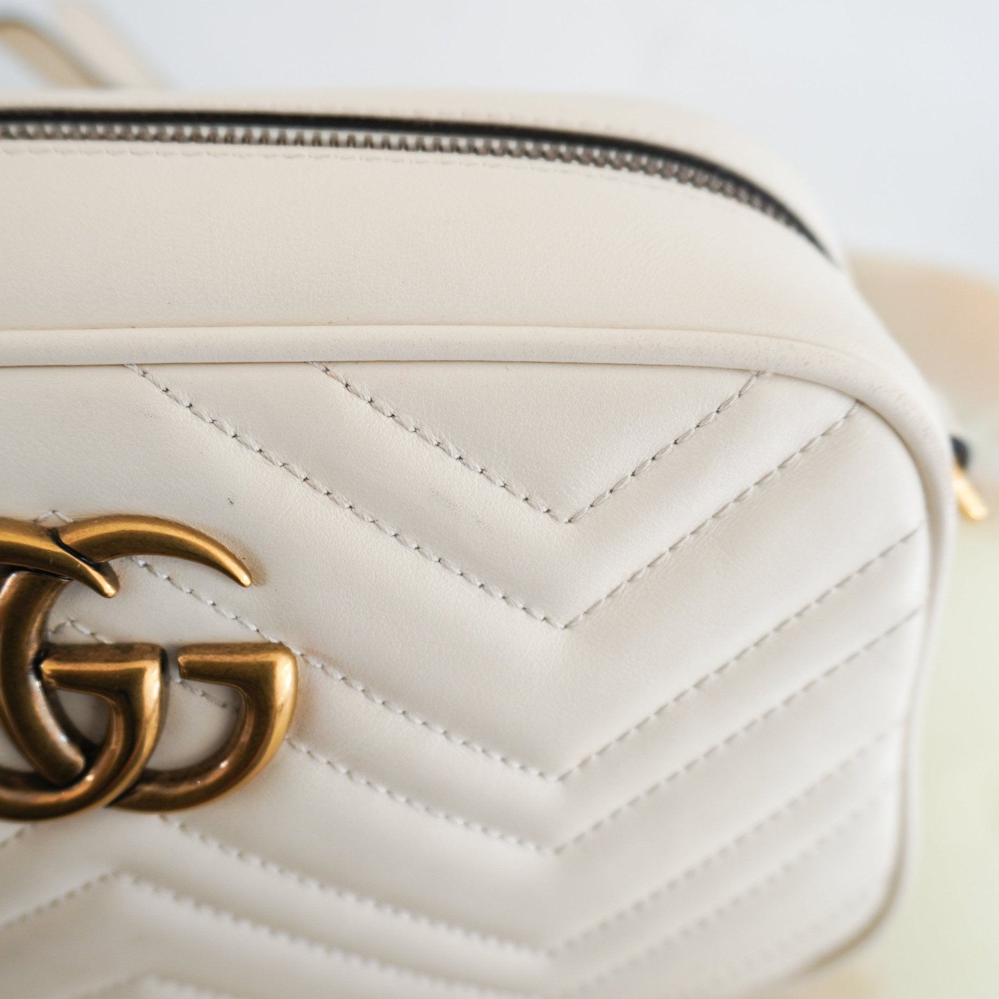 Gucci White Leather Small Camera Bag RRP £1460 | Authentic Preloved - Reloved Again