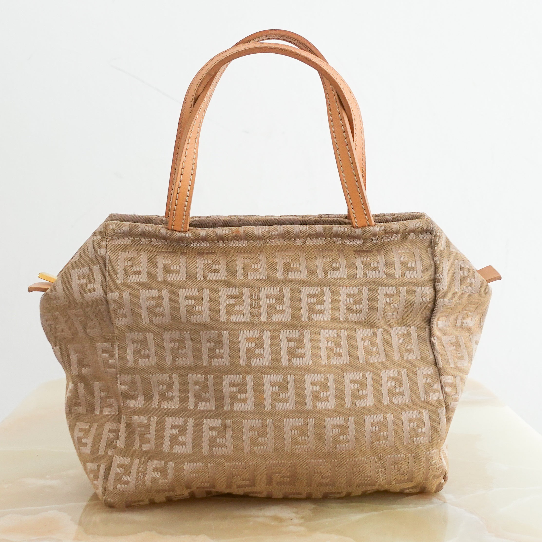 Beige tote bag