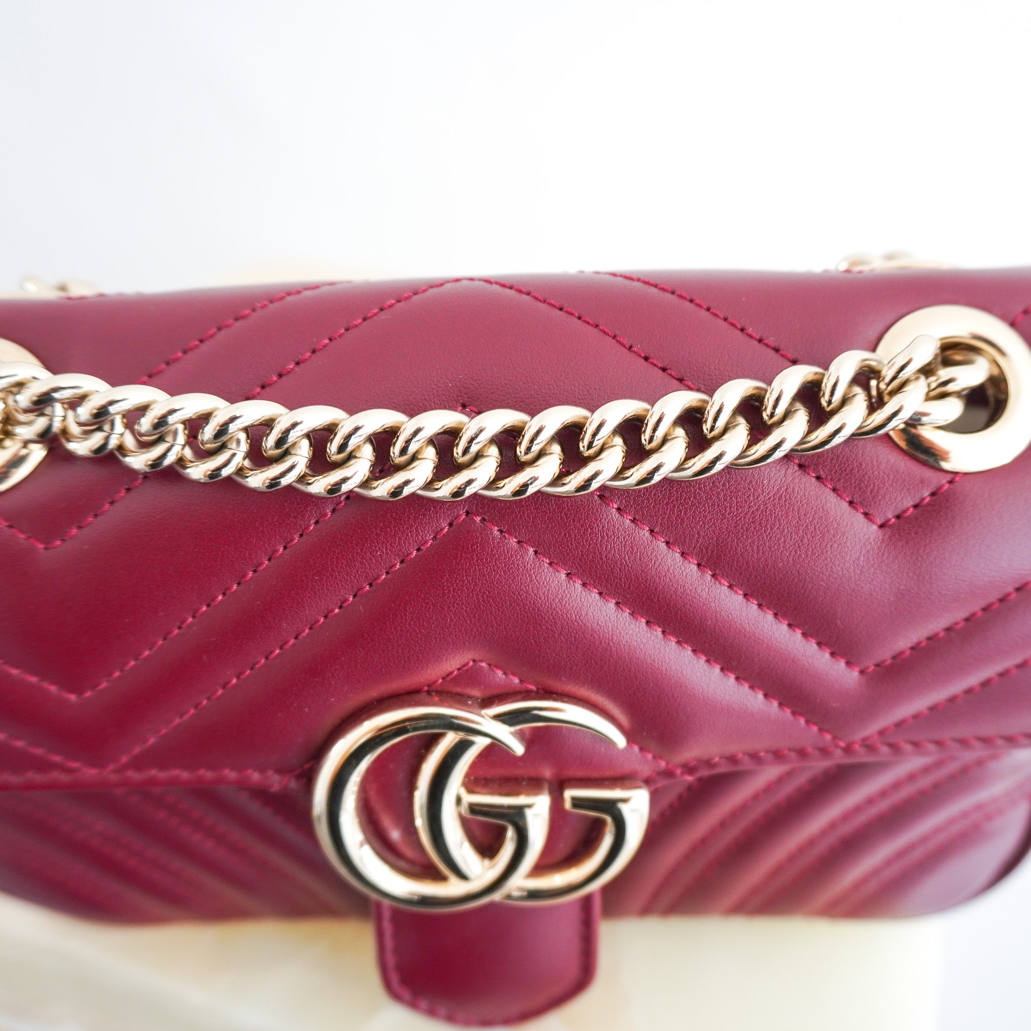 Gucci GG Marmont Small Bag in Rosso Ancora RRP £1890 | Authentic Preloved - Reloved Again